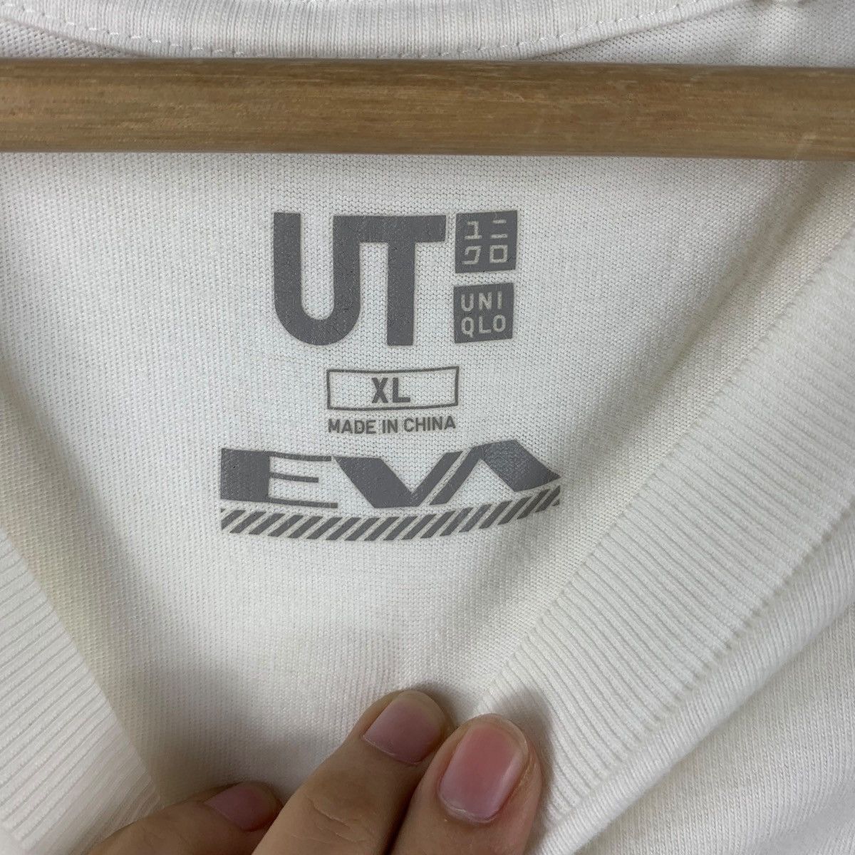 Uniqlo EVANGELION x UNIQLO Neon Genesis Eva Team Tee Shirt Top Size XL / US 12-14 / IT 48-50 - 6 Thumbnail