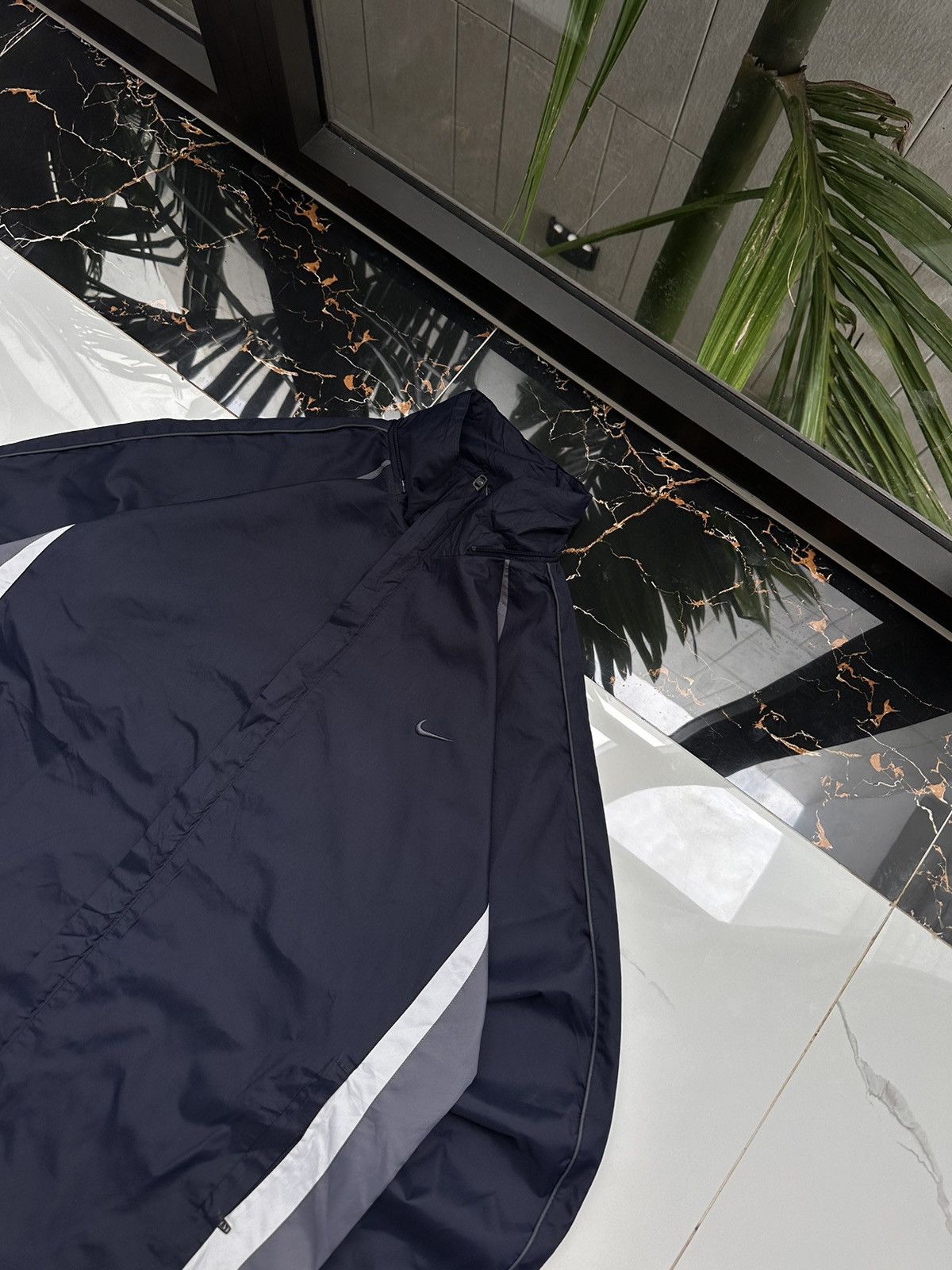 Nike × Vintage NIKE VINTAGE BASIC LOGO STREETWEAR LIGHT JACKET Size US XL / EU 56 / 4 - 4 Thumbnail