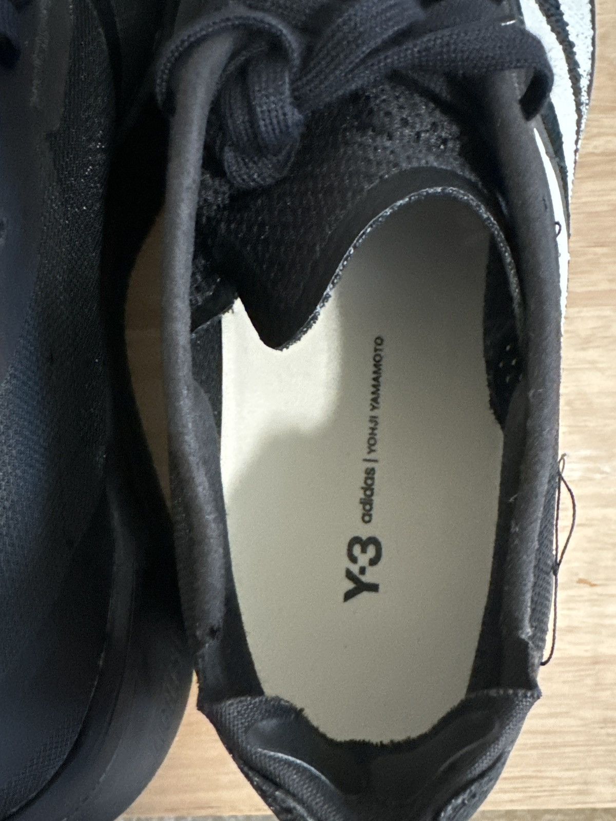 Y 3 Yohji Yamamoto x adidas Boston 11 Low Top Sneakers