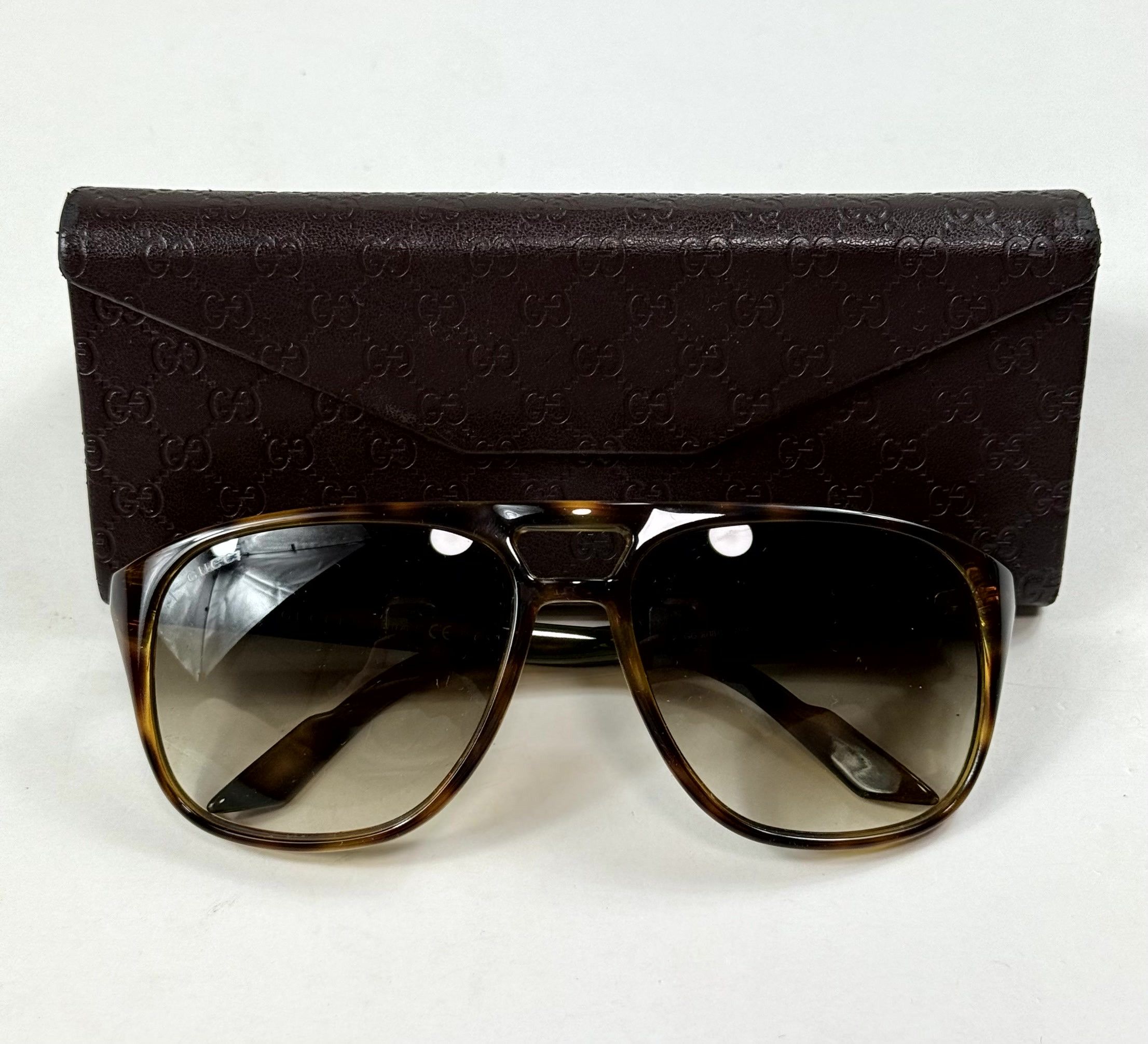 Gucci Web Logo Aviators in Havana Brown Buy GUCCI Web Aviator Sunglasses Online | MAGRABi KSA main image 2