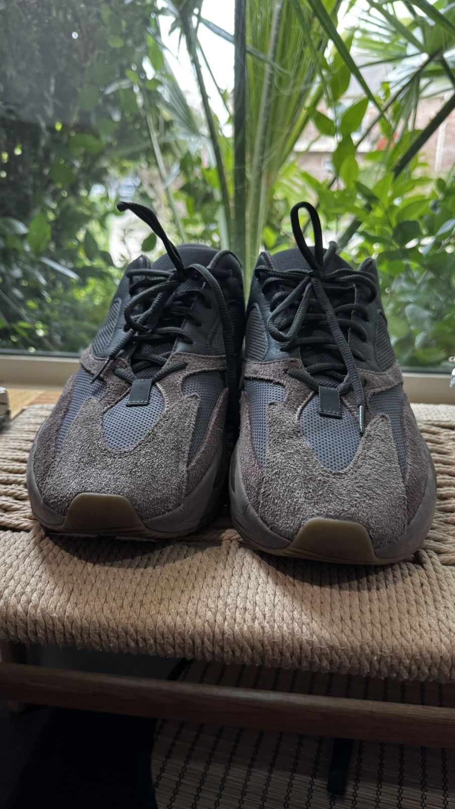 Yeezy Yeezy 700 — Mauve Size US 12 / EU 45 - 1 Thumbnail