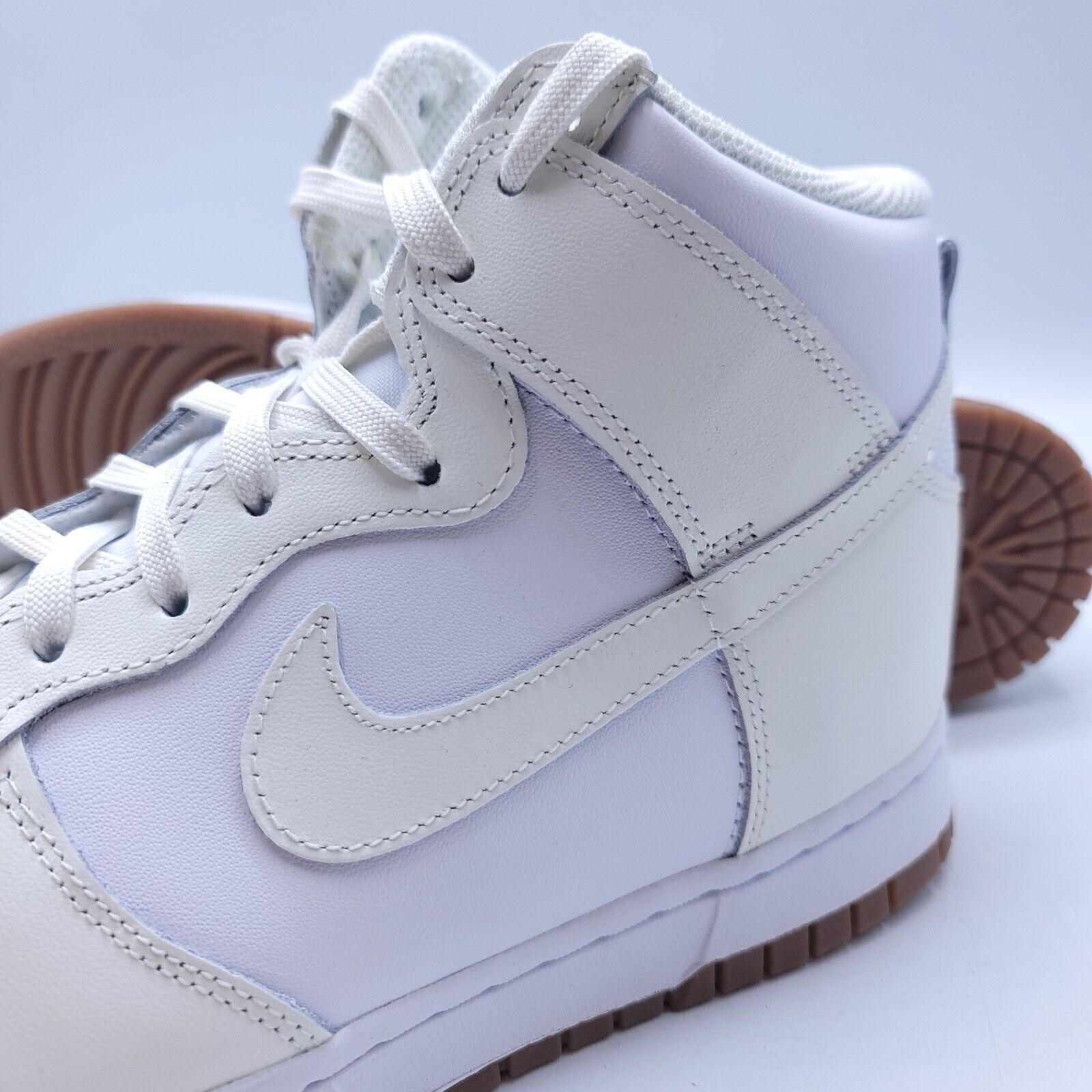 Nike Nike Dunk High Basketball Shoe Womens Size 10 DD1869-109 Size US 10 / IT 40 - 8 Thumbnail