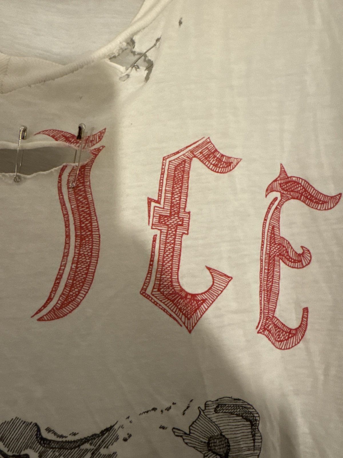 Diesel Diesel 1978 Distressed Dog V-neck Size US M / EU 48-50 / 2 - 8 Thumbnail