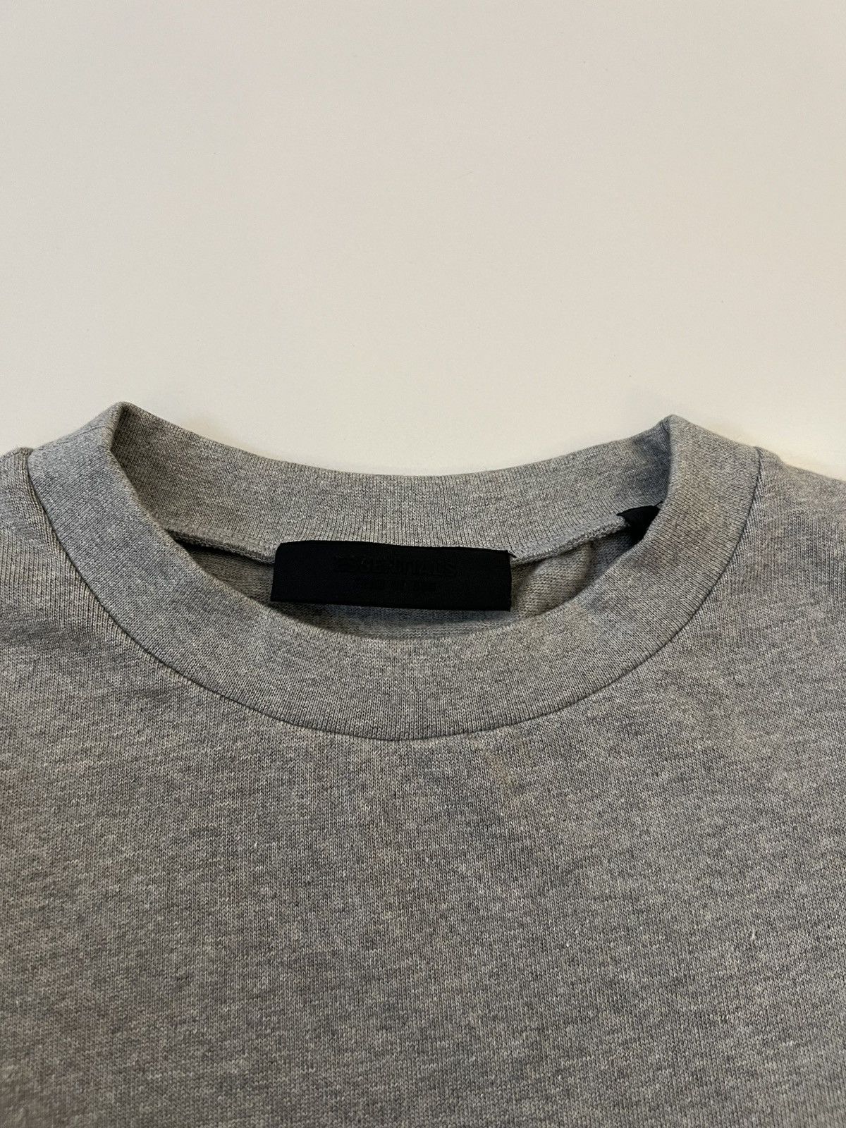 Fear of God Fear Of God Essential Heavy Jersey Tee Dark Heather Oatmeal Size US XL / EU 56 / 4 - 5 Thumbnail