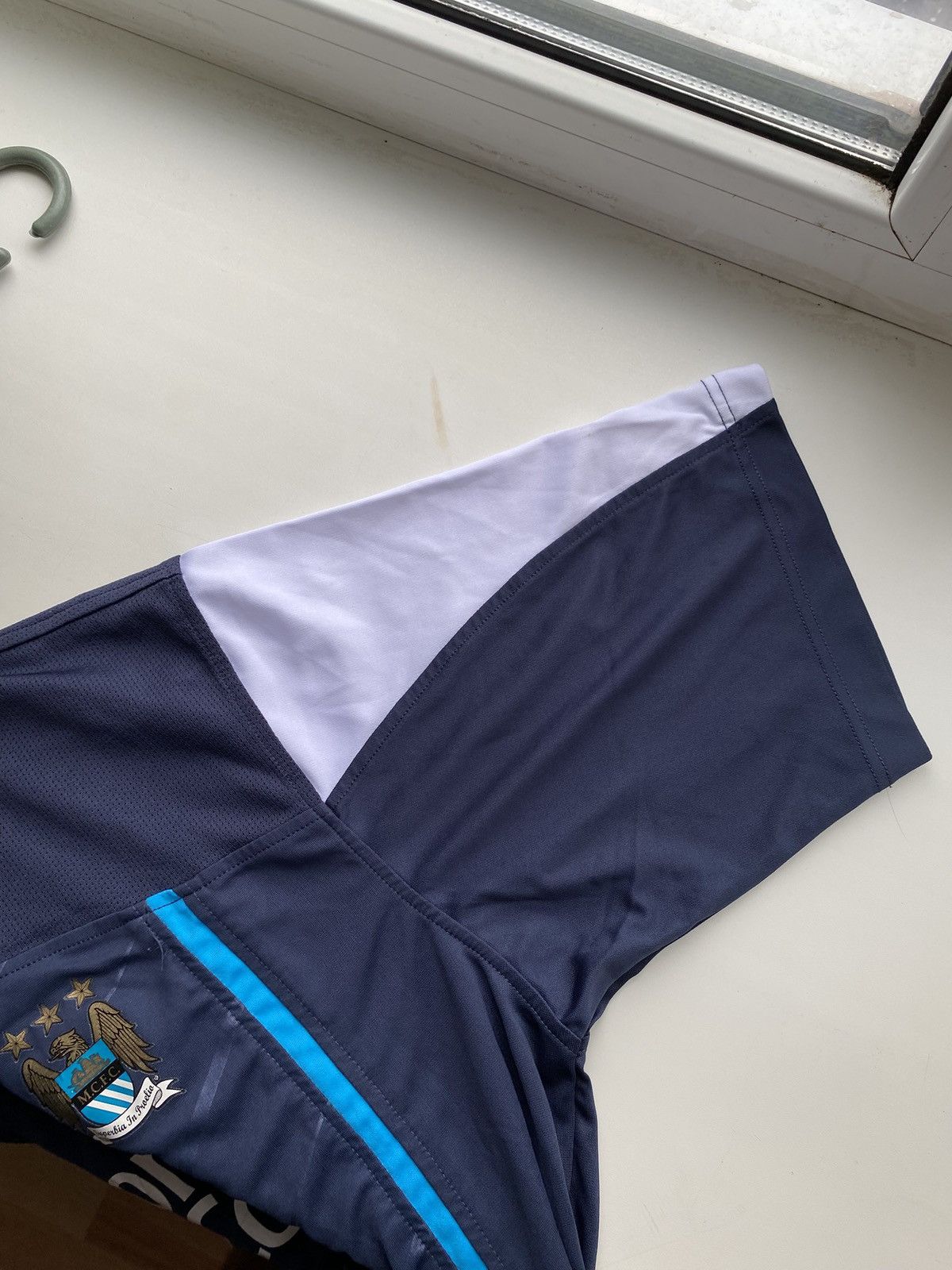 Reebok Authentic Manchester City 2005 2006 Away Football Shirt XL Size US XL / EU 56 / 4 - 7 Thumbnail