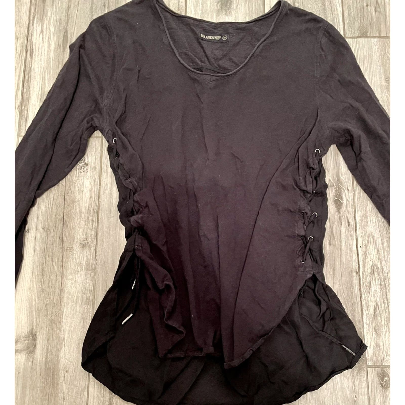 Vintage BLANKNYC Blouse Top Black Lace Up Tencel XL Relaxed Fit Raglan Sleeve Scoop Neck Knit Casual Women's Modern Vintage-Not-Applicable Size XL / US 12-14 / IT 48-50 - 4 Thumbnail