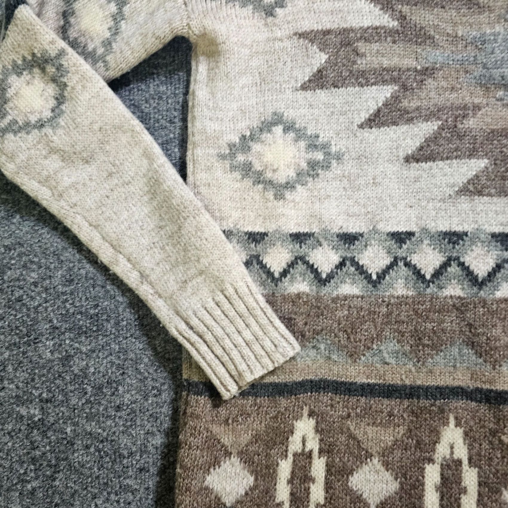 American Eagle Outfitters American Eagle Outfitters Sweater Womens XS Beige Wool Southwest Aztec Long Sleeve Casual Size XS / US 0-2 / IT 36-38 - 4 Thumbnail