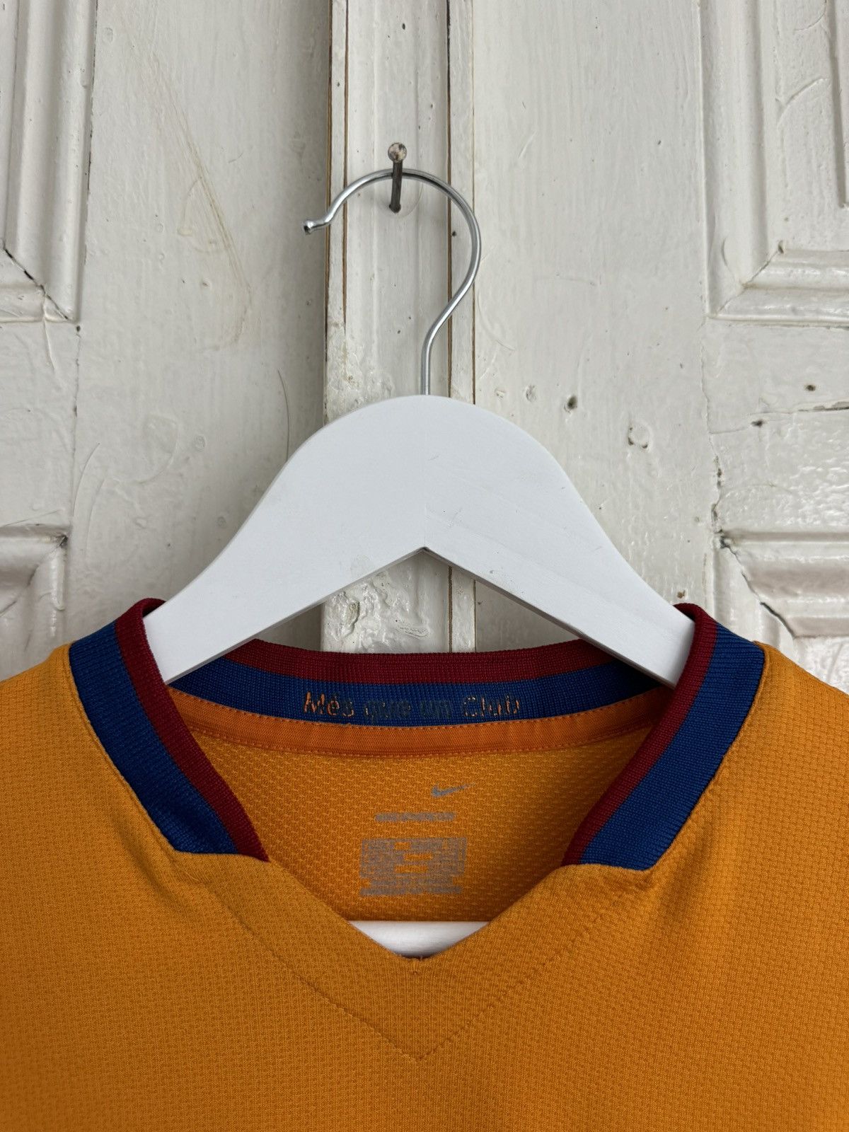 Nike × Vintage Nike Vintage Barcelona 19 Messi 2006 2007 Away Jersey Size US S / EU 44-46 / 1 - 10 Thumbnail