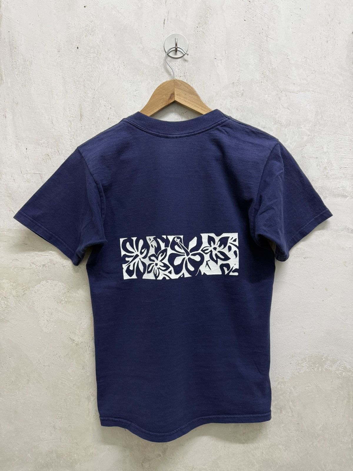 Vintage Faded 2000s Strong Current Hawaiian Surf Tee Size US XS / EU 42 / 0 - 4 Thumbnail