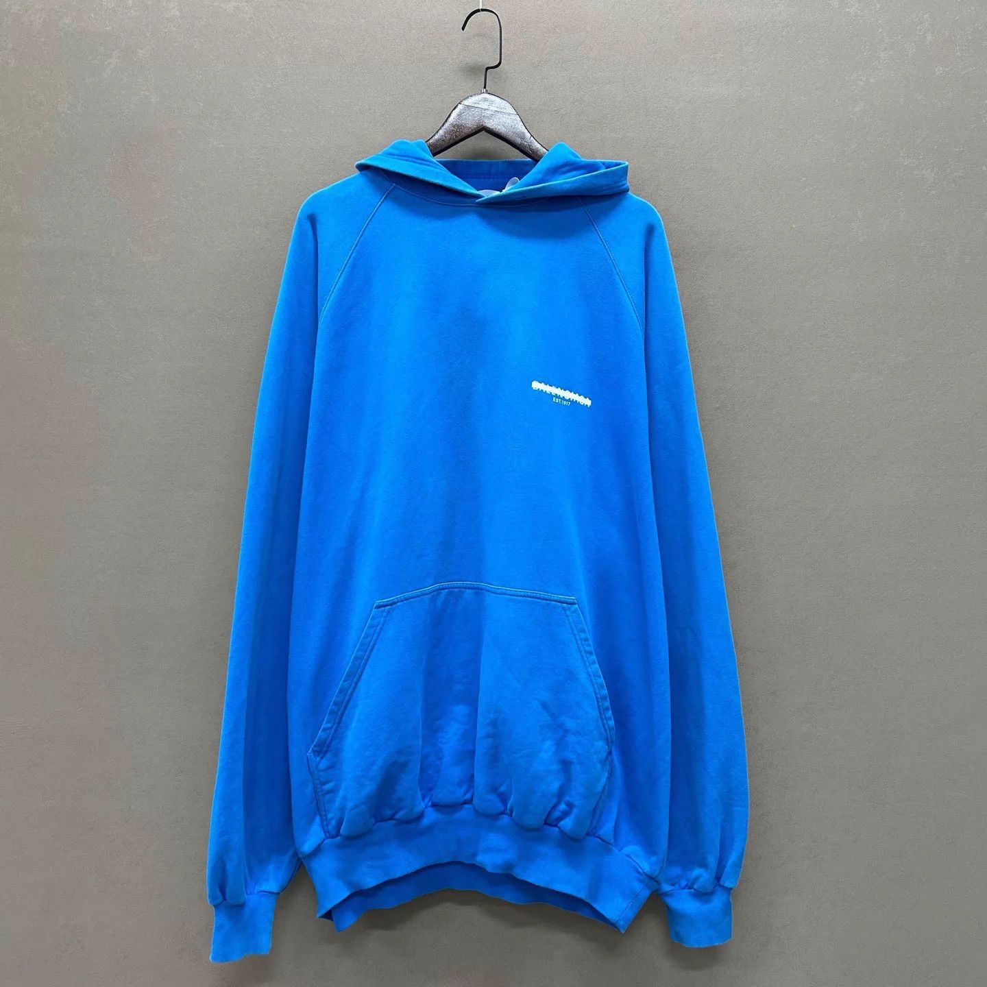 Balenciaga Balenciaga 99 New Strikethrough Logo Print Hoodie Size 2 Size US M / EU 48-50 / 2 - 1 Thumbnail