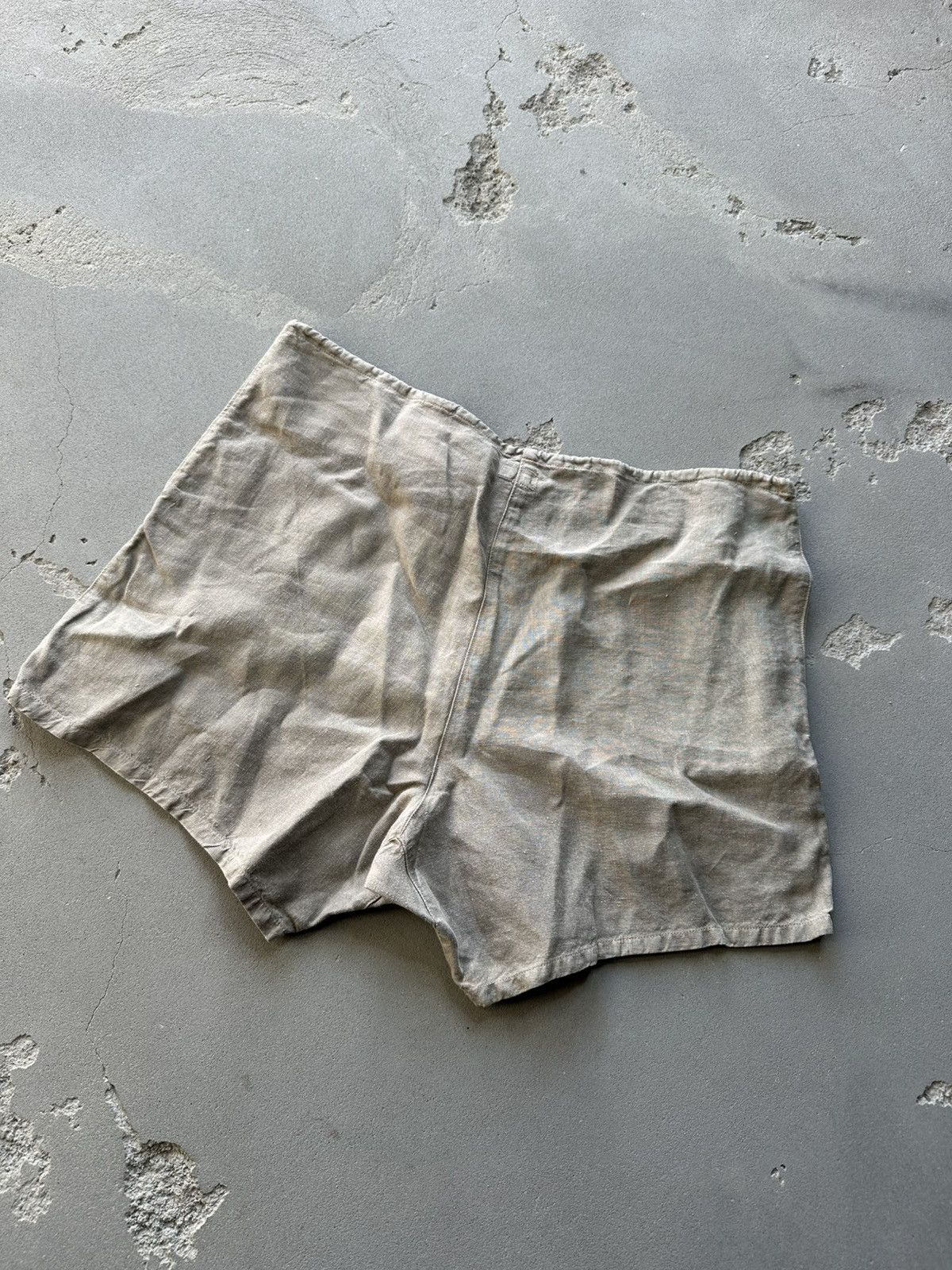 C.P. Company 💲RARE💲 80s C.P. Company Ideas From Massimo Osti Short Size US 34 / EU 50 - 2 Thumbnail