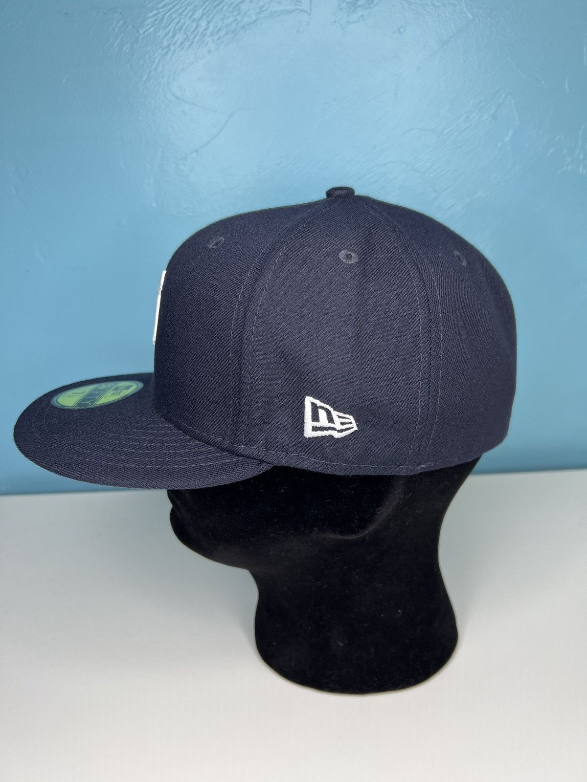 MLB Detroit New Era 59FIFTY Hat Blue Floral 7 1/8 MLB RARE Size ONE SIZE - 6 Thumbnail