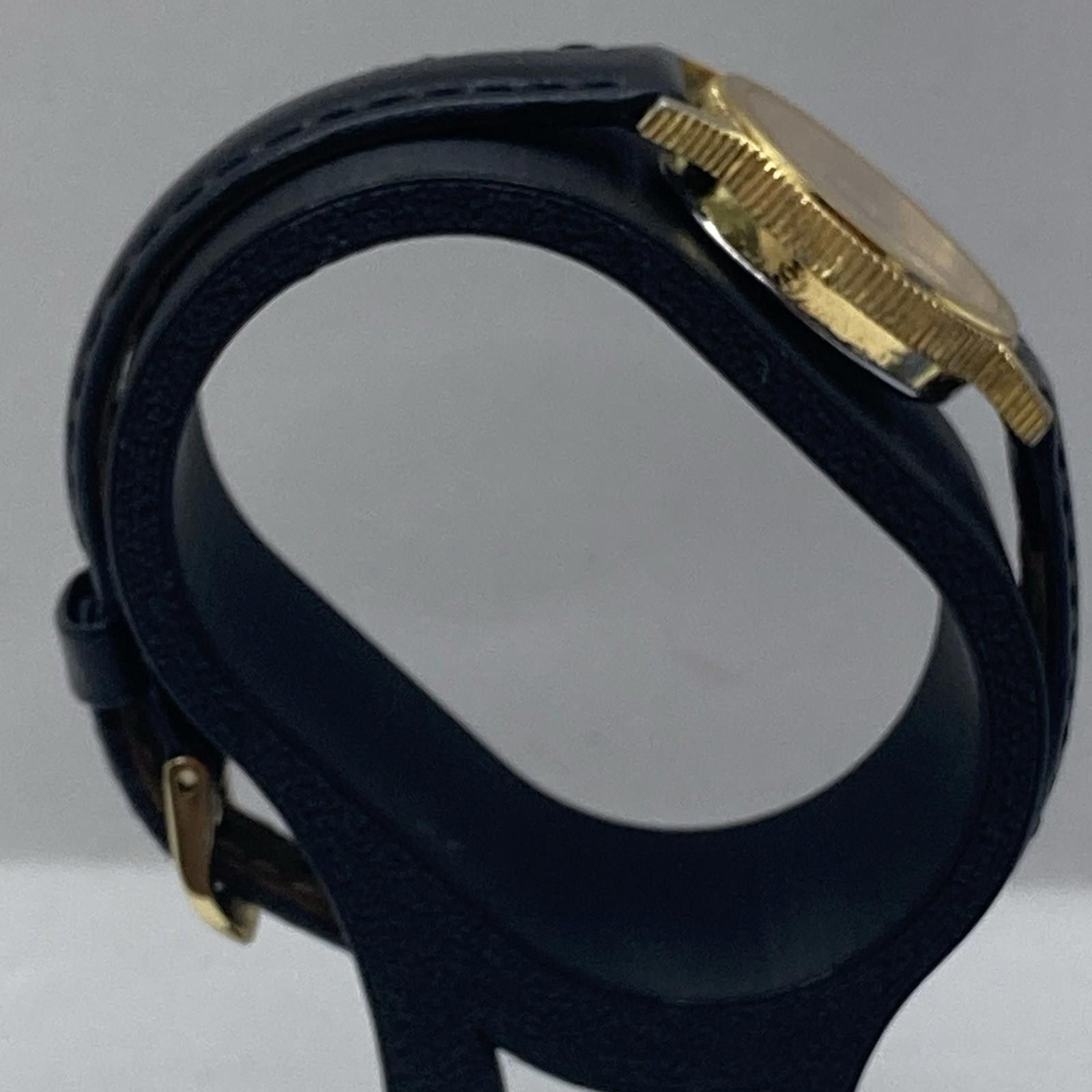 Oleg Cassini Vintage Women’s Oleg Cassini Gold Tone Ten Dollar Watch Size ONE SIZE - 5 Thumbnail