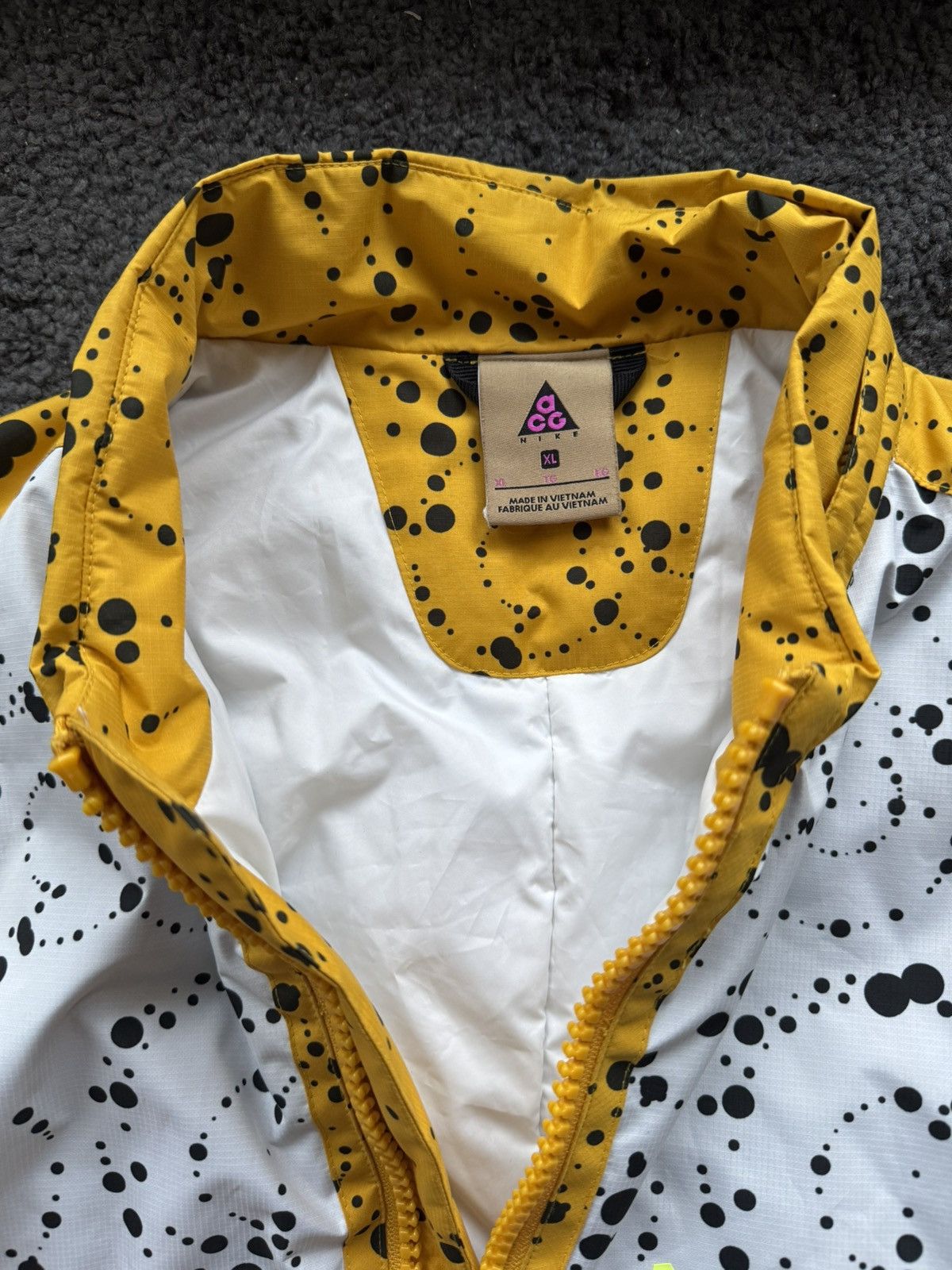 Errolson Hugh × Nike × Nike ACG Nike Lab ACG White and Yellow Errolson Hugh Insulated Jacket Size US XL / EU 56 / 4 - 5 Thumbnail