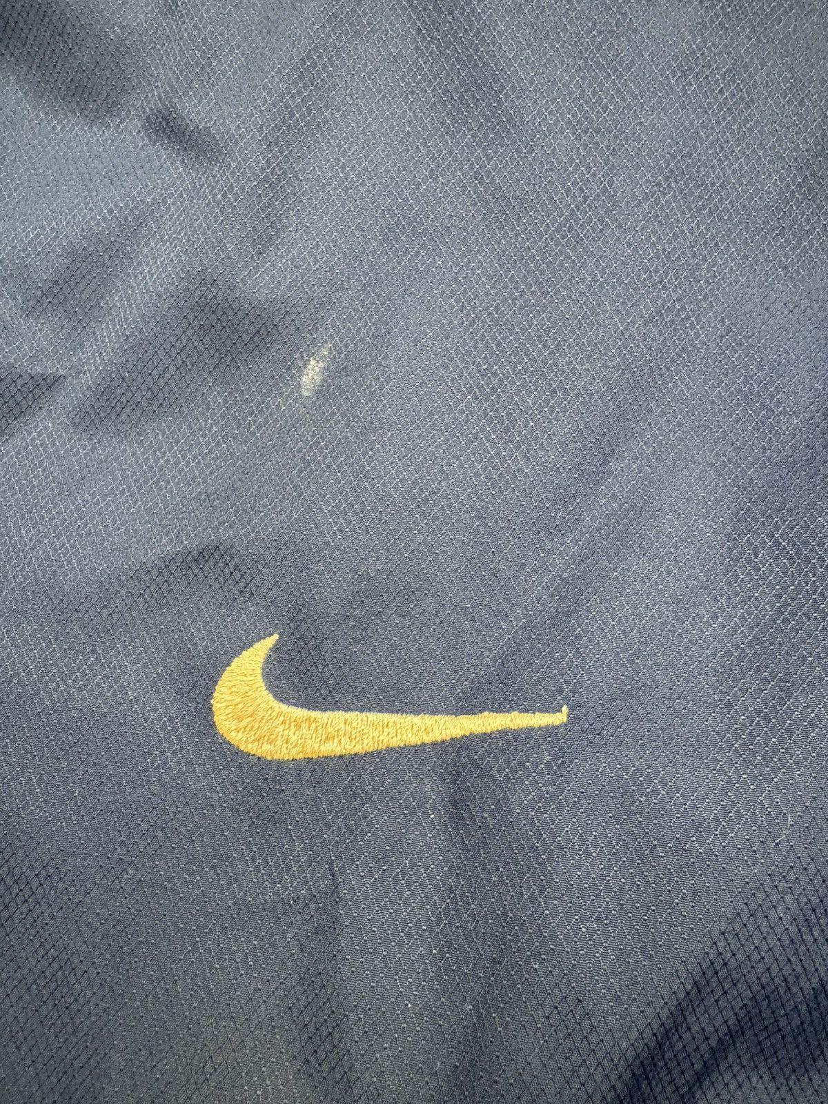 Nike Vintage Nike FC Barcelona Soccer Bomber Jacket XL Navy 90s Size US XL / EU 56 / 4 - 8 Thumbnail