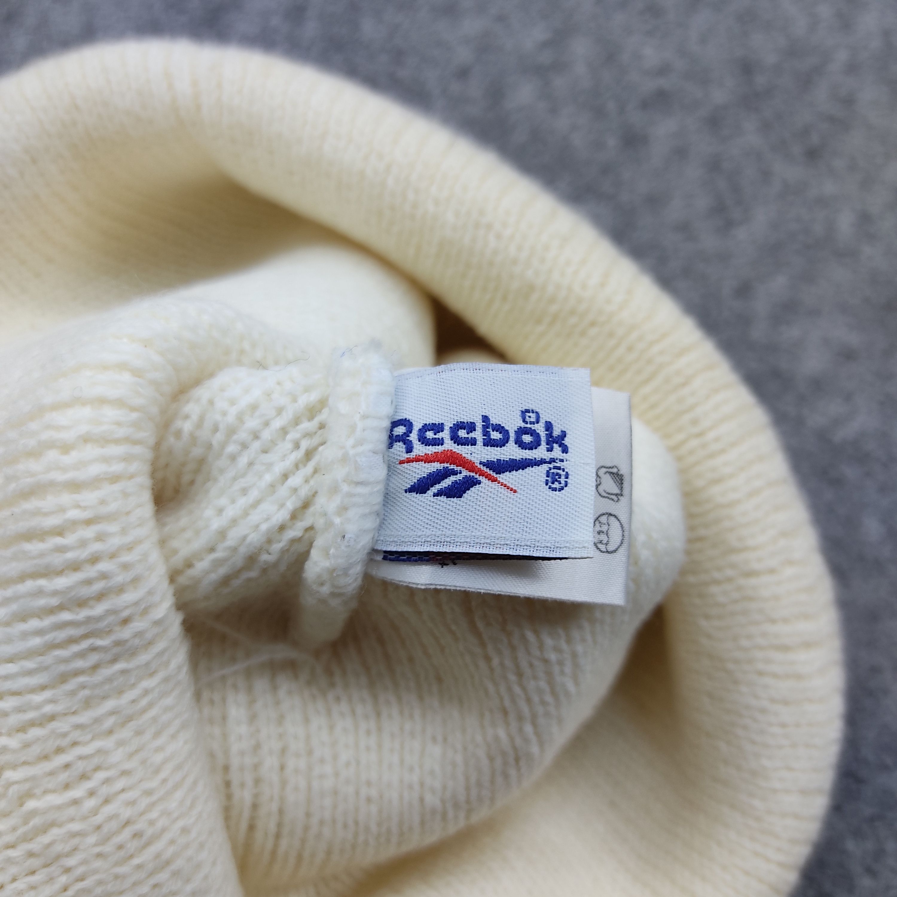 Reebok × Vintage Vintage Reebok Beanie / Snow Hat / Snow Cap Size ONE SIZE - 4 Thumbnail