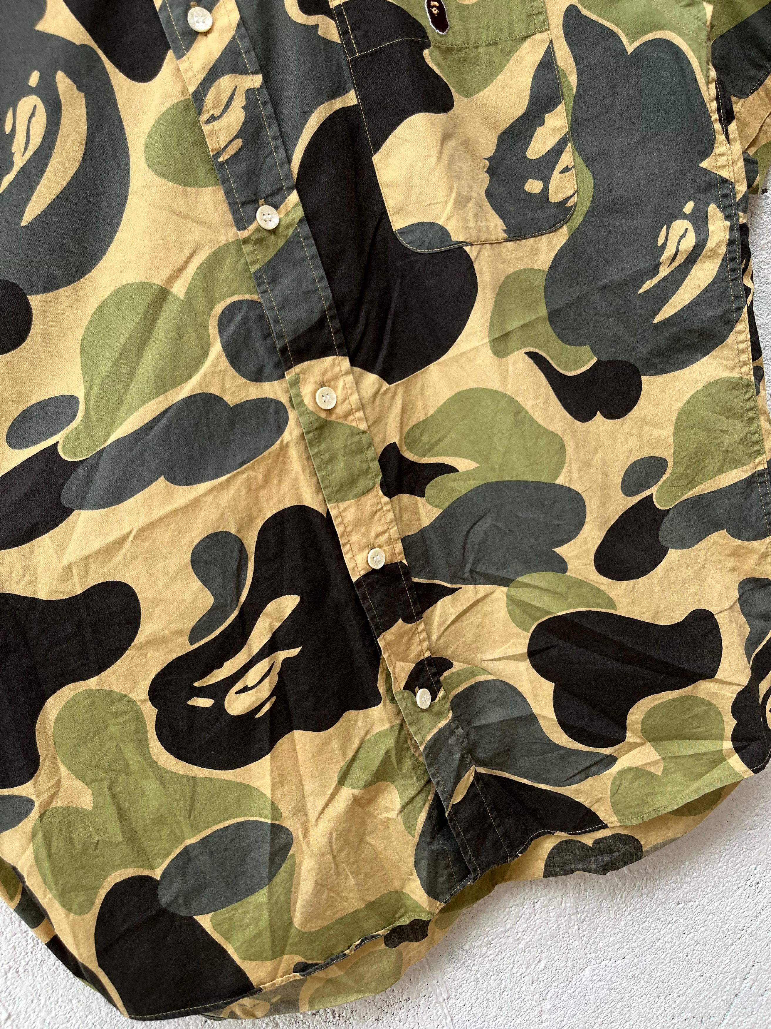 Bape Vtg A Bathing Ape Camo Button Shirt Size US L / EU 52-54 / 3 - 6 Thumbnail