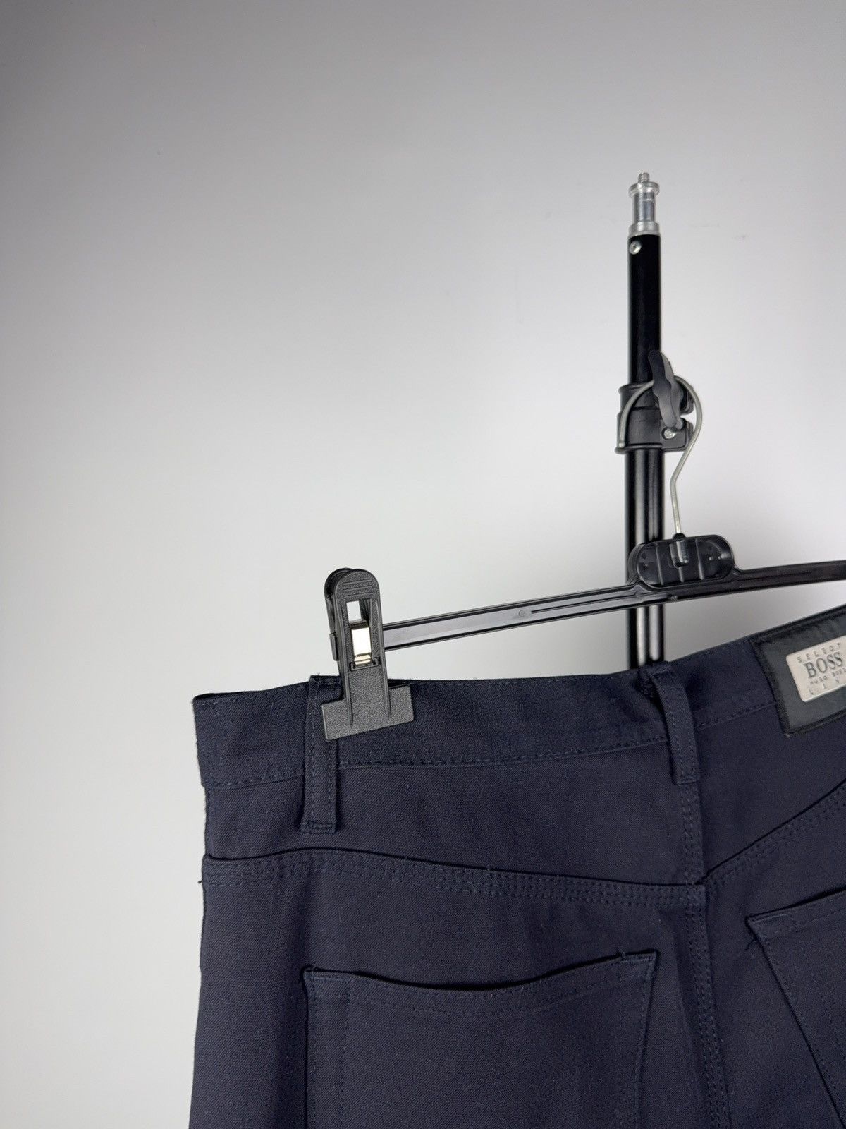 Hugo Boss Luxury Hugo Boss Italy Art in Fashion Cotton Straight Pants Size US 30 / EU 46 - 14 Thumbnail