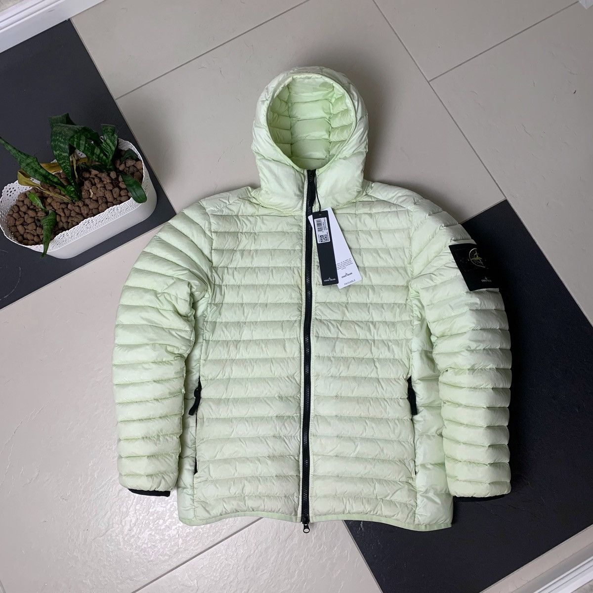 Stone Island Stone Island Micro Size US M / EU 48-50 / 2 - 1 Thumbnail