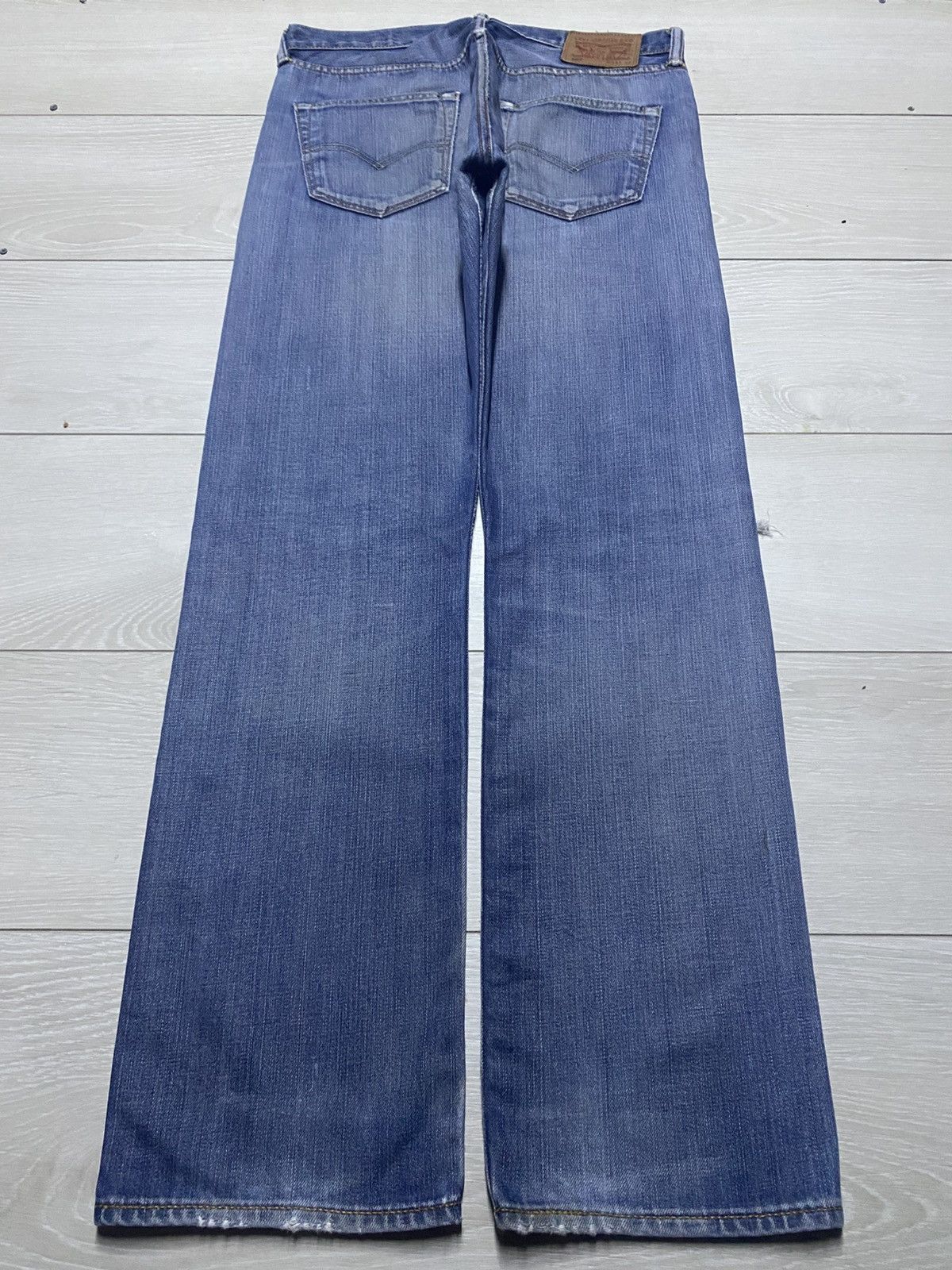 Levi's Vintage Levis 501 Y2K Faded Wash Distressed Loose Jeans Size US 33 - 2 Thumbnail