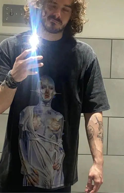 VIBE Oversized T-Shirt V Robot Graphic Print Size US L / EU 52-54 / 3 - 2 Thumbnail