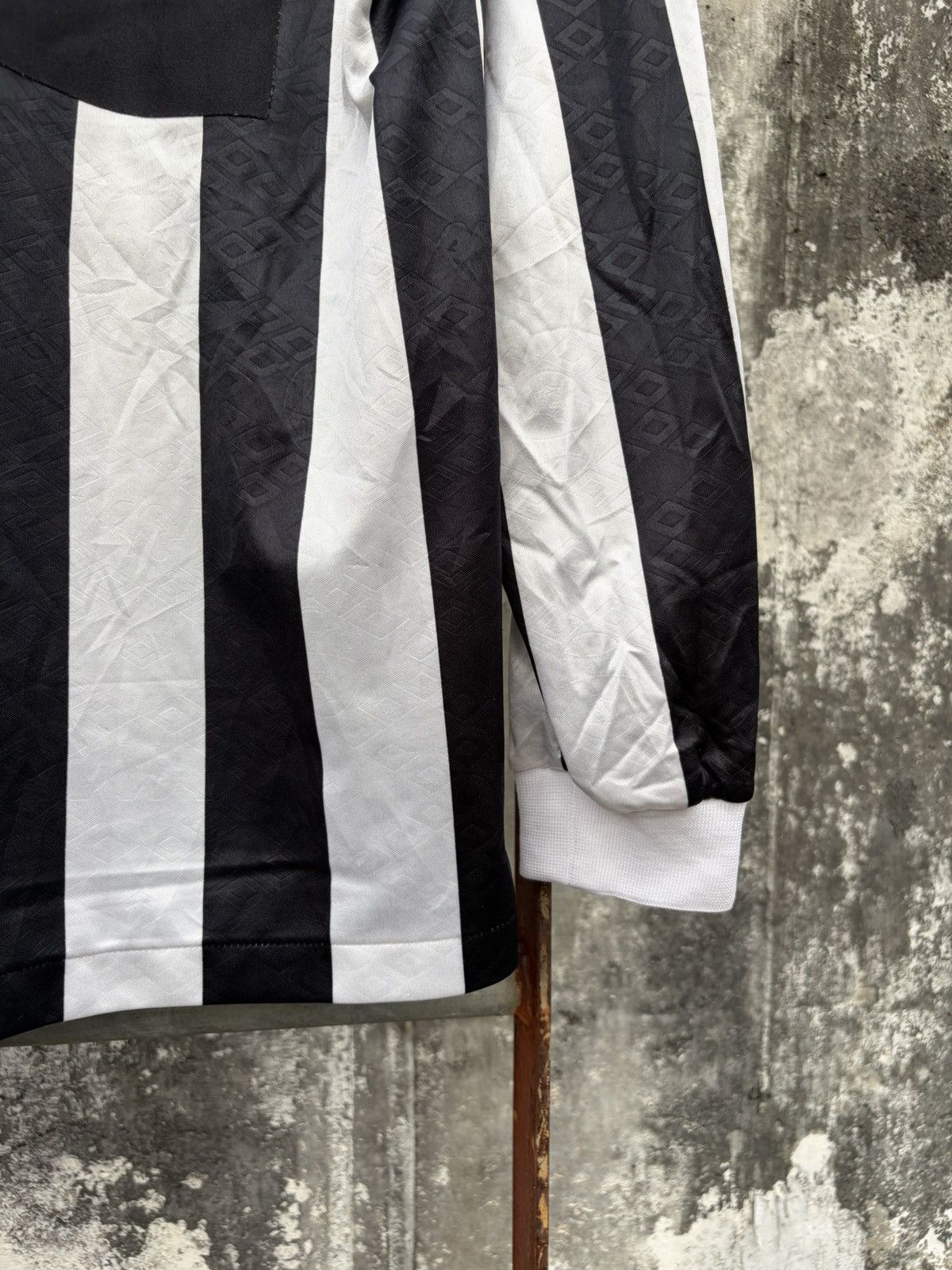 Kappa Vintage Juventus 1992/1994 Home FC Size US L / EU 52-54 / 3 - 5 Thumbnail