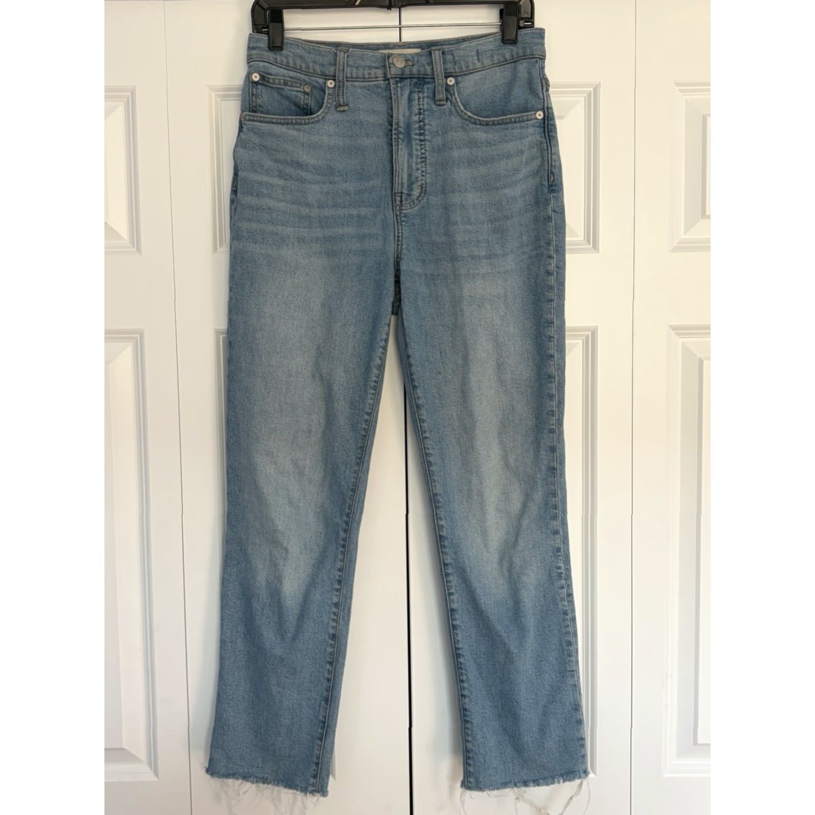 Madewell Madewell The Perfect Vintage Jeans Womens 26 Blue High Rise Straight 5-Pocket Denim Frayed Hem Vintage? No T-Shirt? Size 26" / US 2 / IT 38 - 2 Thumbnail