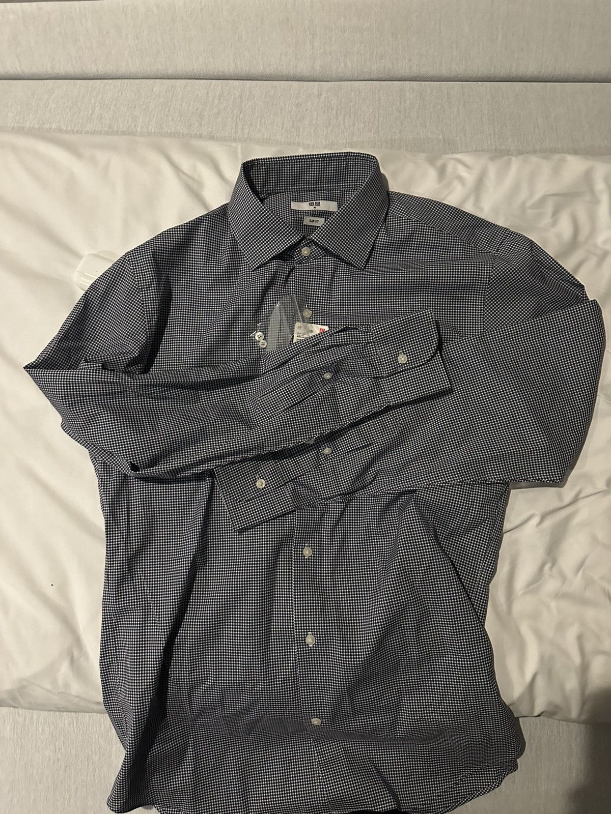 Uniqlo Shirt UNIQLO for sale Size US M / EU 48-50 / 2 - 4 Thumbnail