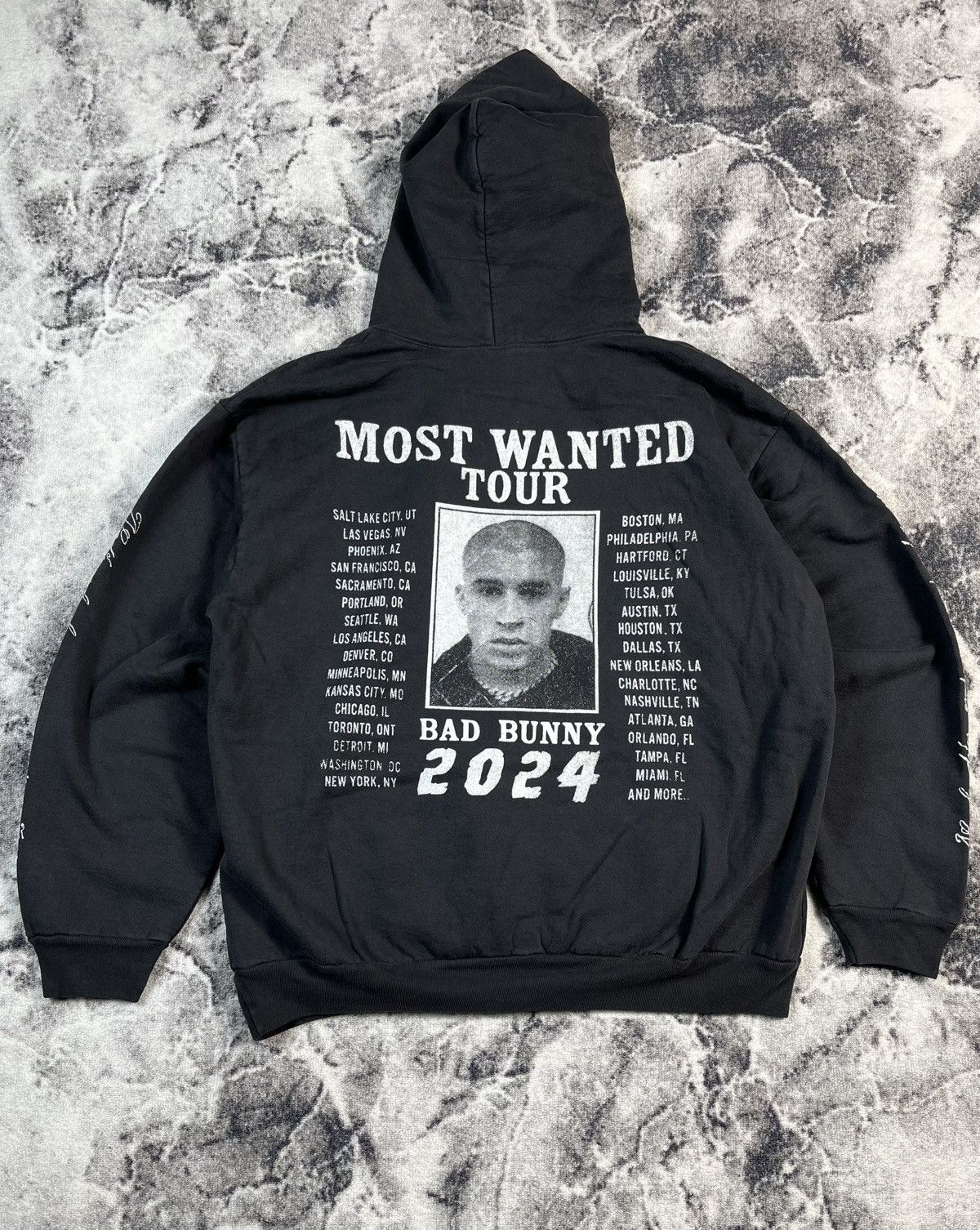 Other Bad Bunny Most Wanted Tour Hoodie 2024 XL Size US XL / EU 56 / 4 - 1 Thumbnail