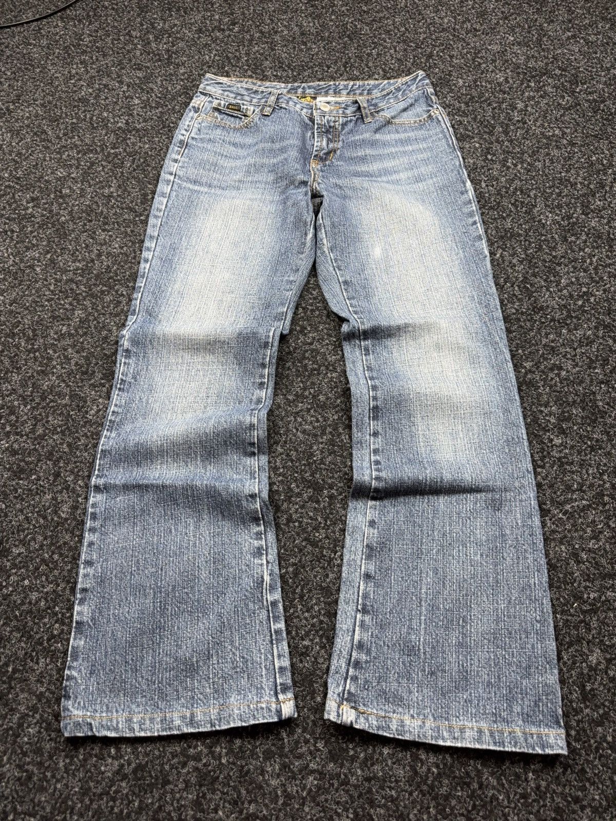 Lee Archive 90s Retro Lee Japan Y2K Flare Denim Jeans Low Rise Size 28" / US 6 / IT 42 - 1 Thumbnail