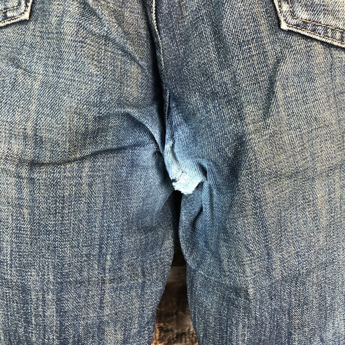 Levi's DLL Levis 533 Blue ripped Denim jeans Pants #C208 Size US 36 / EU 52 - 17 Thumbnail