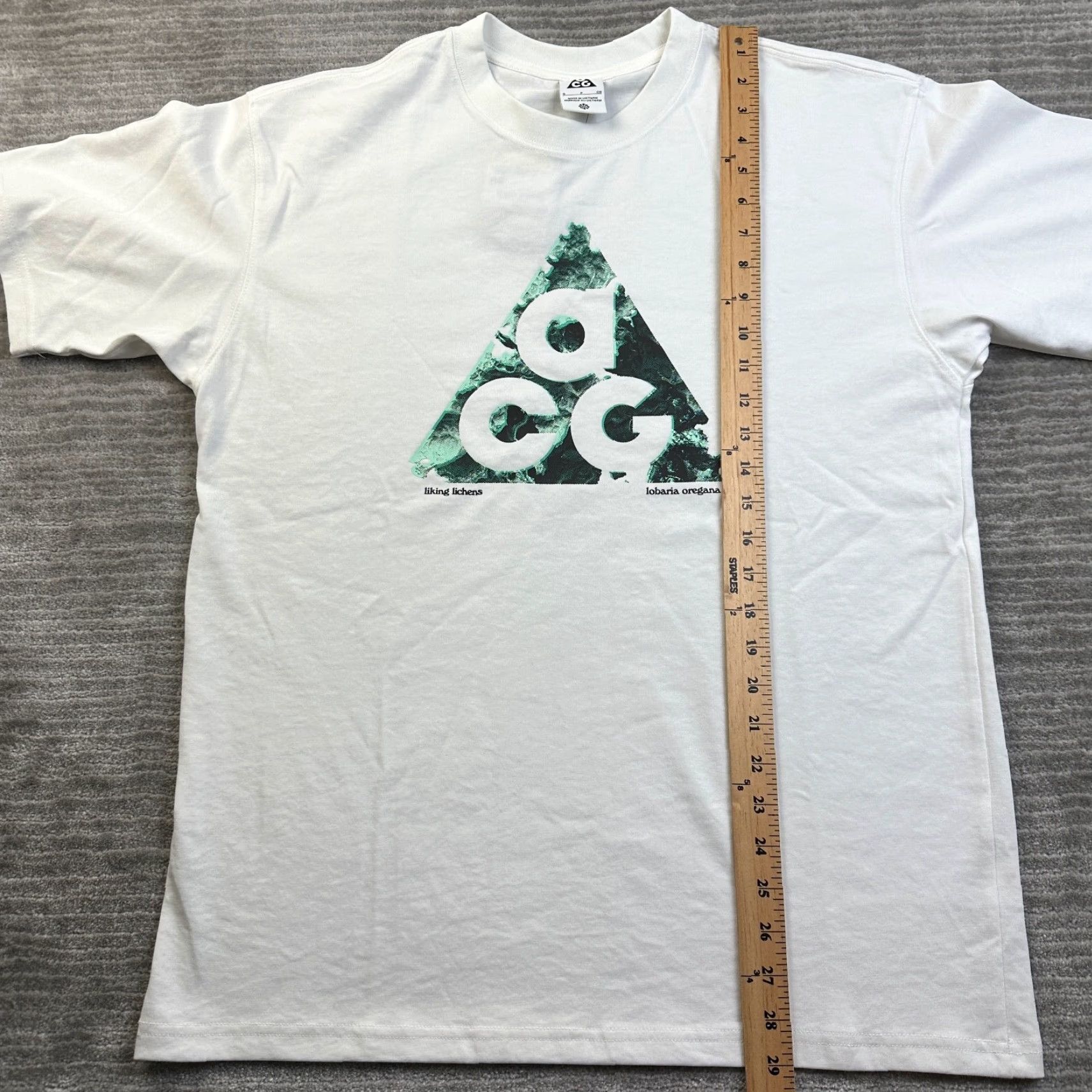 Nike Nike ACG Shirt Mens Small White Green Casual Graphic Hiking Size US S / EU 44-46 / 1 - 7 Thumbnail