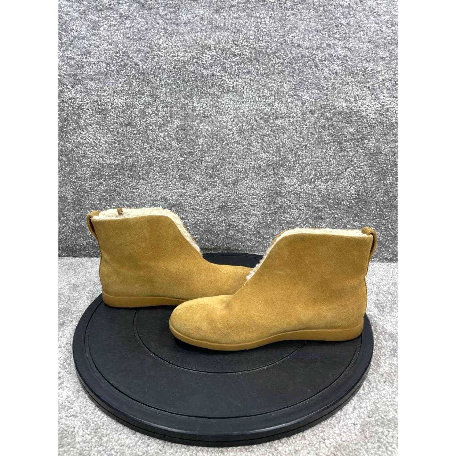 Everlane VINTAGE? No. Everlane ReNew Boots - Women's Ankle Boots - Suede Faux Fur Lining - Brown - Size 6 - Round Toe - Flat - Winter/Casual - Women Size US 6 / IT 36 - 7 Thumbnail