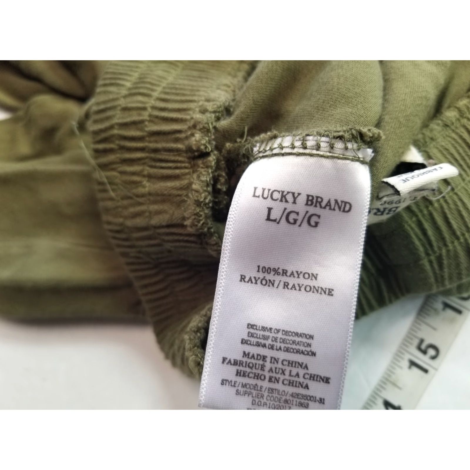Lucky Brand Lucky Brand Jogger Pants Olive Green Pull On Casual Comfort Size L Women Style Jogger Color Green Size Large Flaws Pic Size 36" / US 14 / IT 50 - 7 Thumbnail