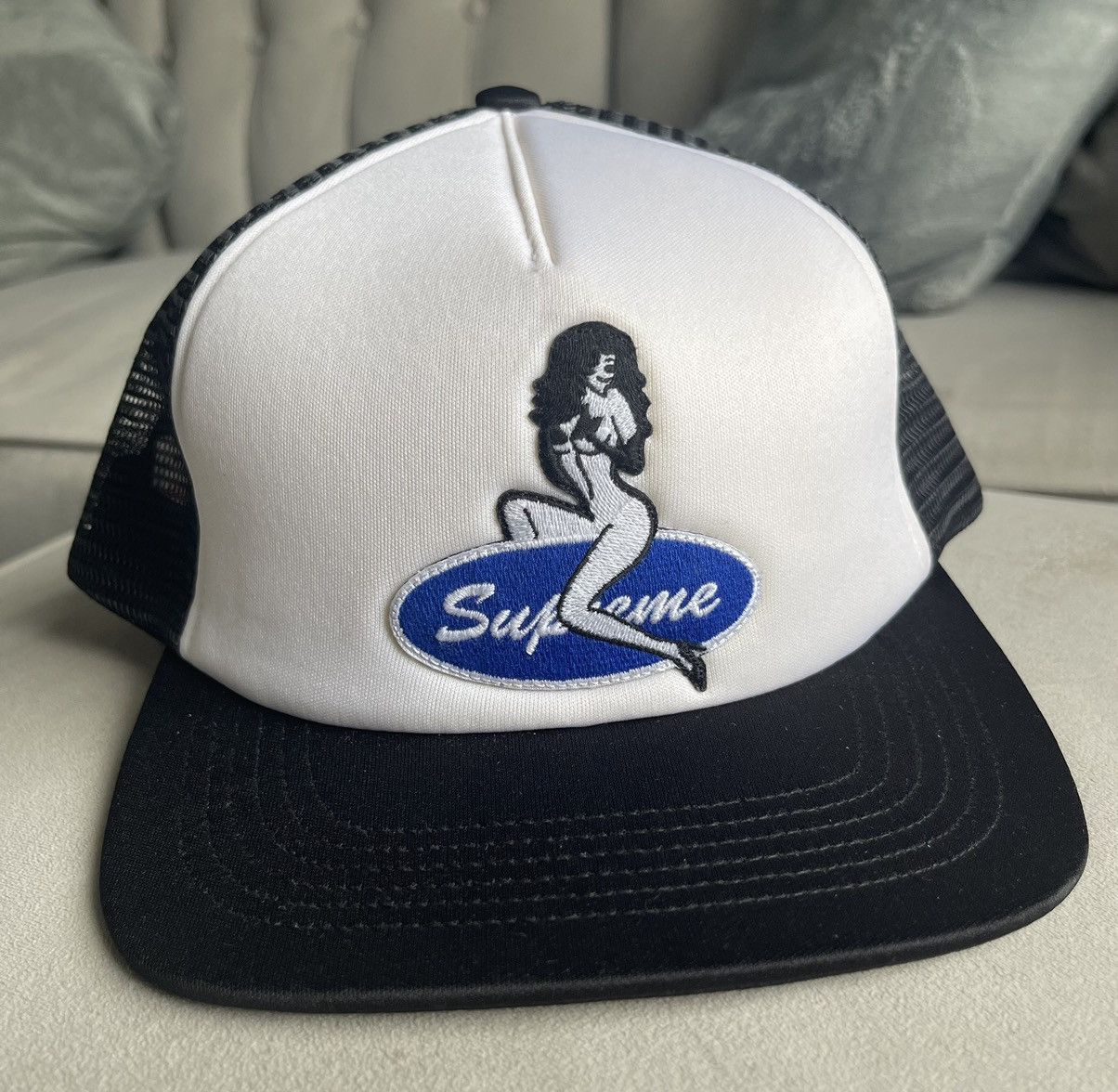 Supreme Supreme Logo Hat Size ONE SIZE - 1 Thumbnail