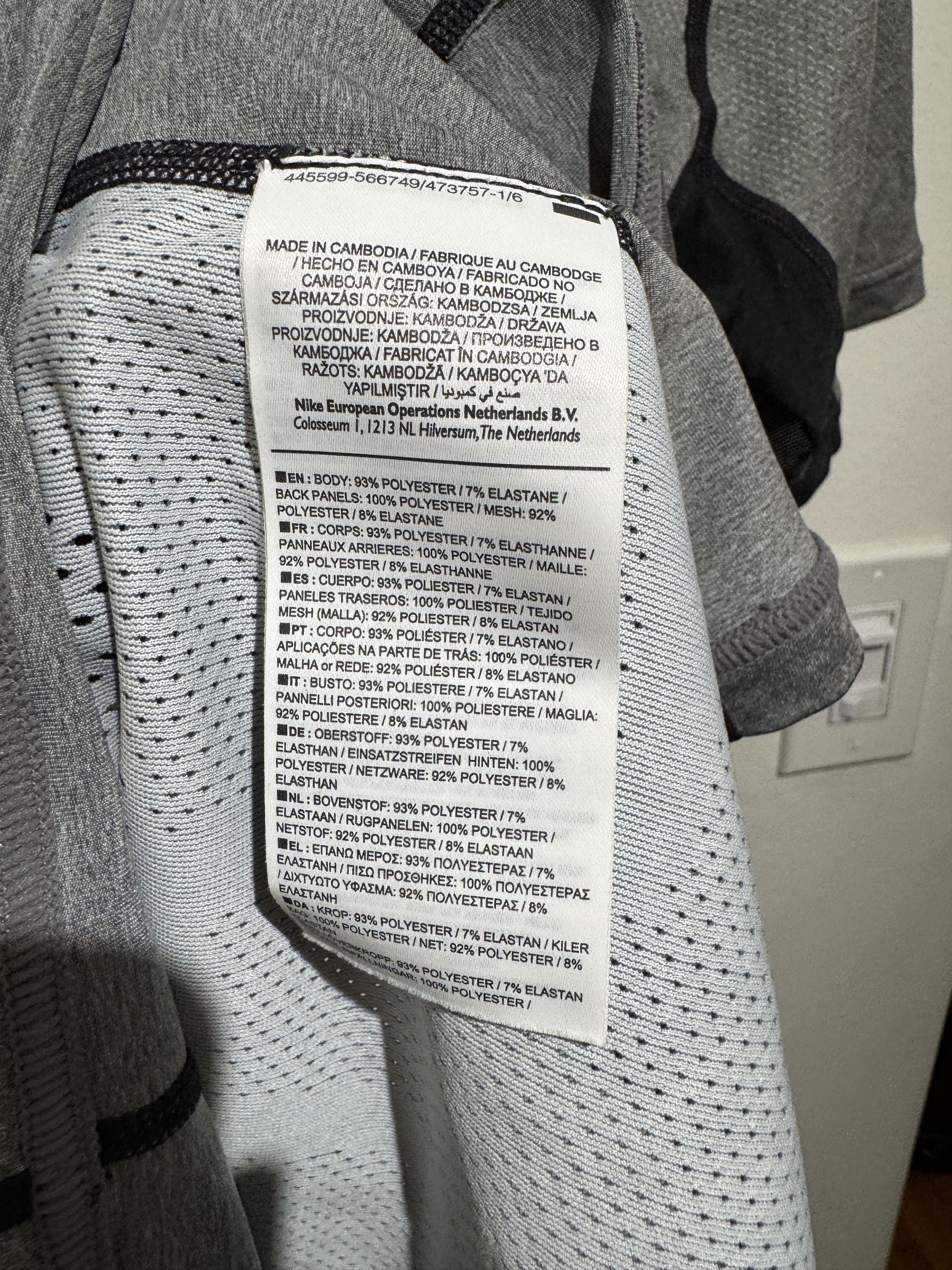 Nike Nike Pro Combat Hypercool Tee – Grey/Black Size US S / EU 44-46 / 1 - 5 Thumbnail