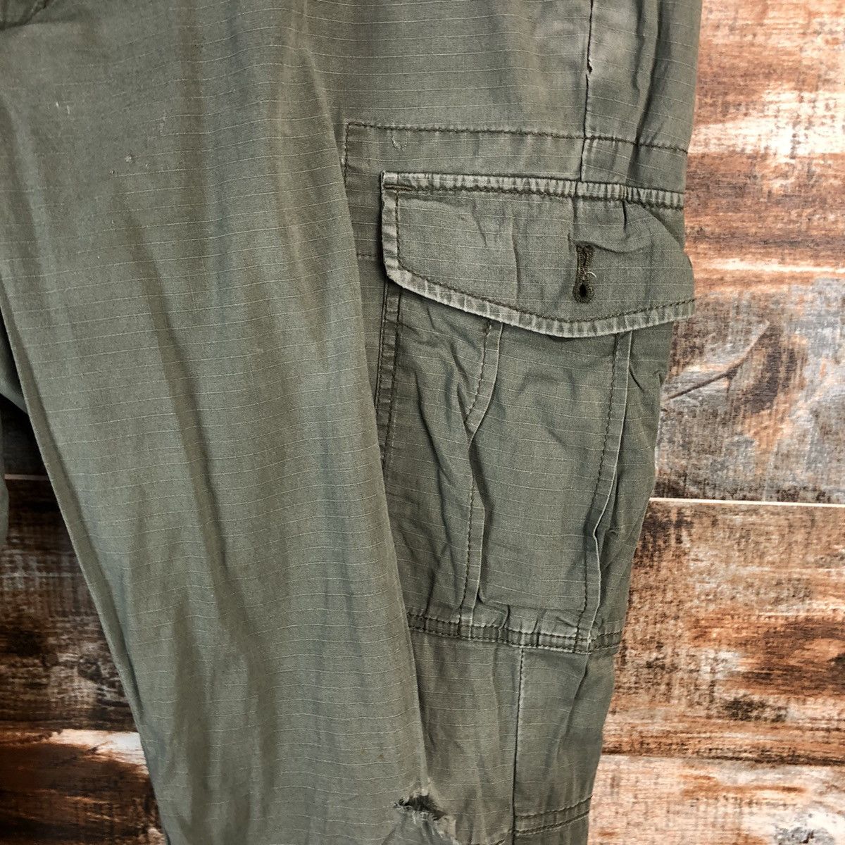 Uniqlo Uniqlo Green Cargo ripped Multipocket utility Pants #A2393 Size US 33 - 10 Thumbnail