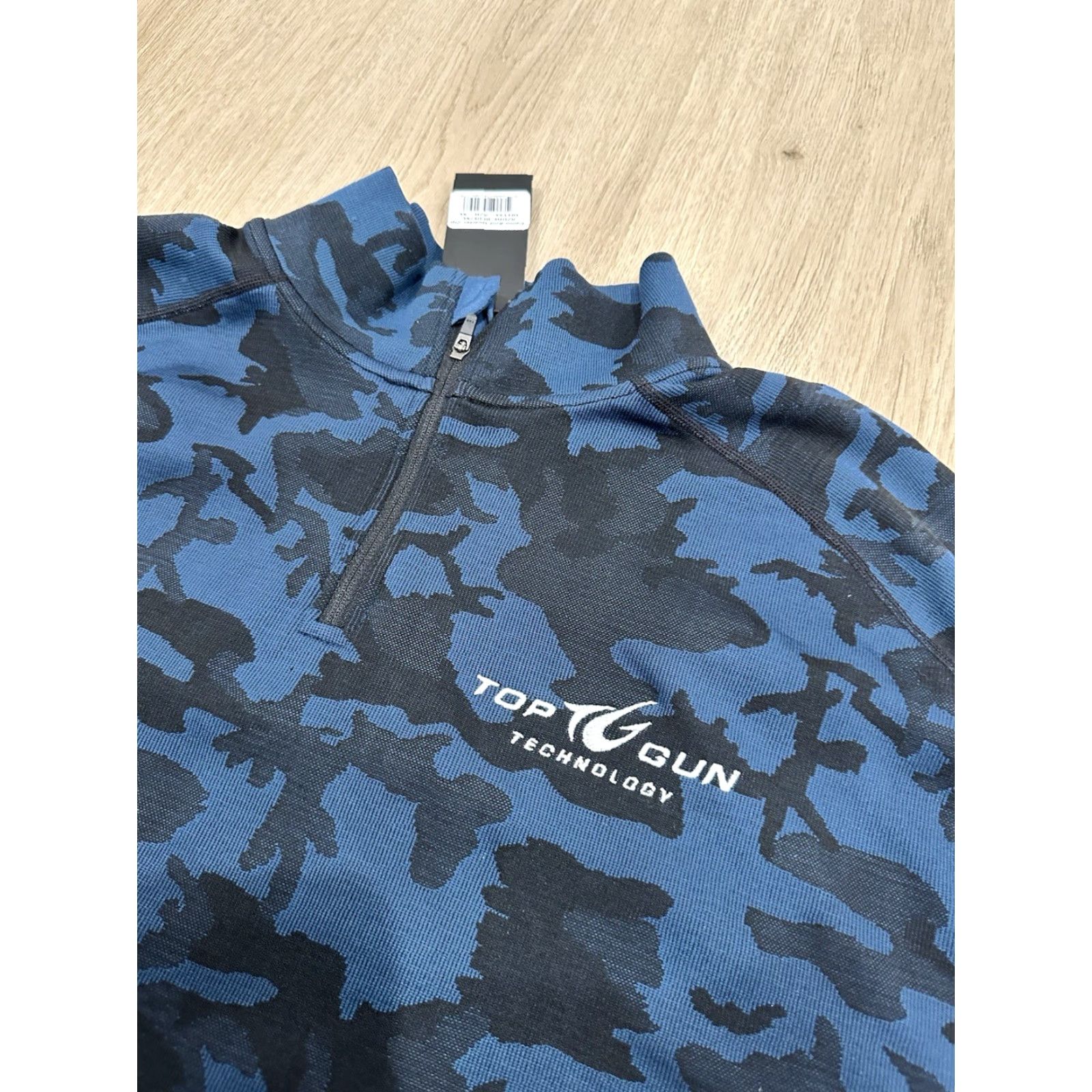 Vintage UNRL Golf Sweatshirt Mens XL Blue Camo 1/4 Zip Pullover Windbreaker Athletic Top Size US XL / EU 56 / 4 - 5 Thumbnail