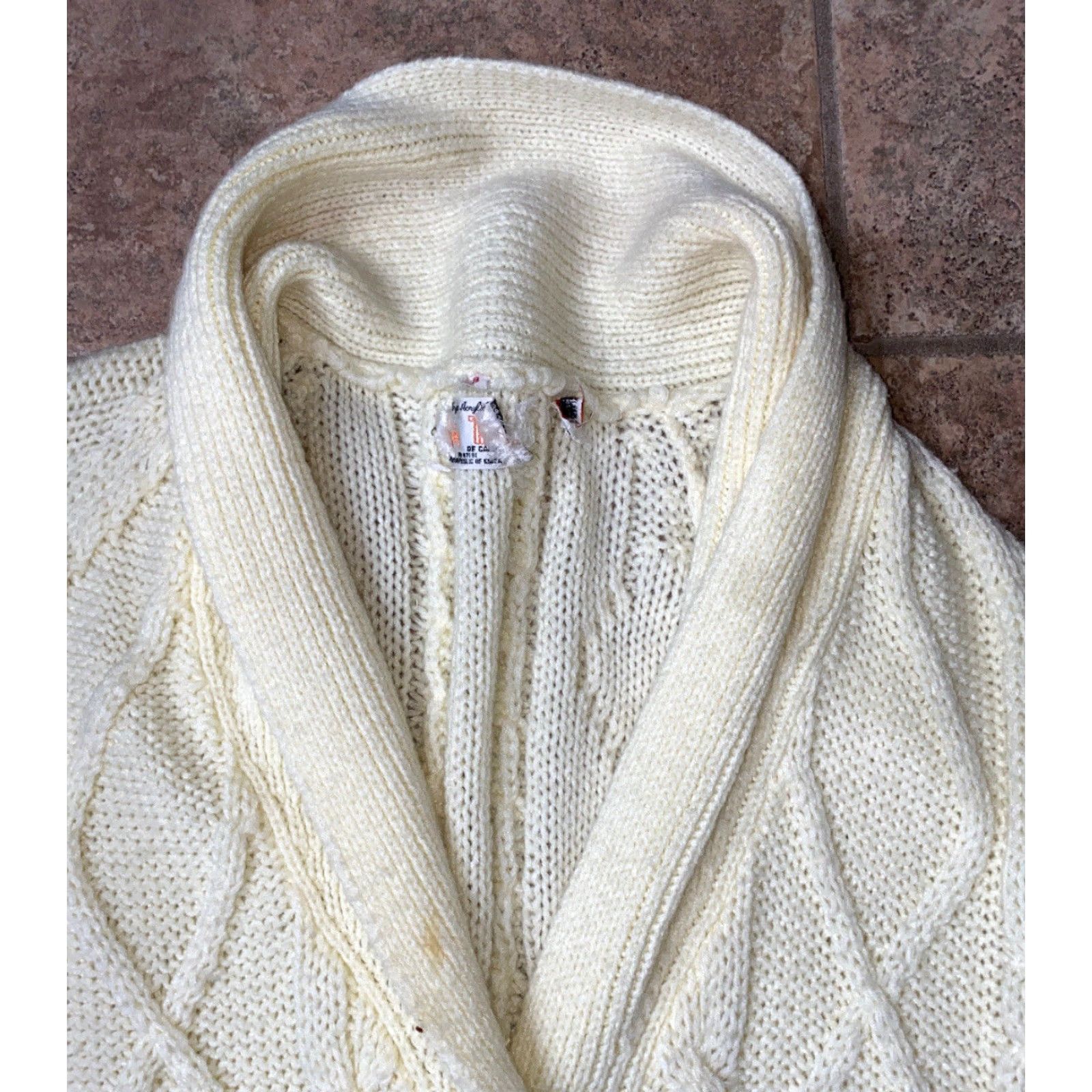 Vintage Lady Woo Womens Cardigan Sweater Size S Beige Acrylic Womens Clothing Size S / US 4 / IT 40 - 3 Thumbnail