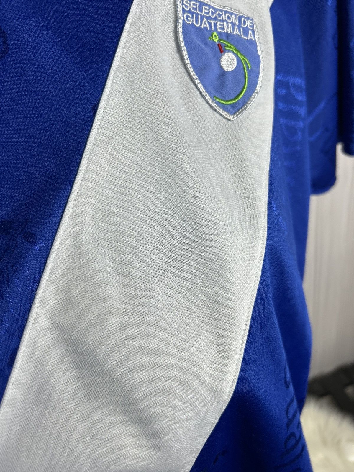 Umbro Vintage 90’s Umbro Guatemala Soccer Jersey Size L Size US L / EU 52-54 / 3 - 9 Thumbnail