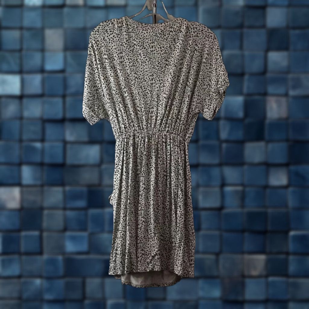 Z Supply Z Supply Dress Wrap XS White NWT Women's Apricot Lane White & Black Speckled Knee Length Dress Size XS / US 0-2 / IT 36-38 - 1 Thumbnail