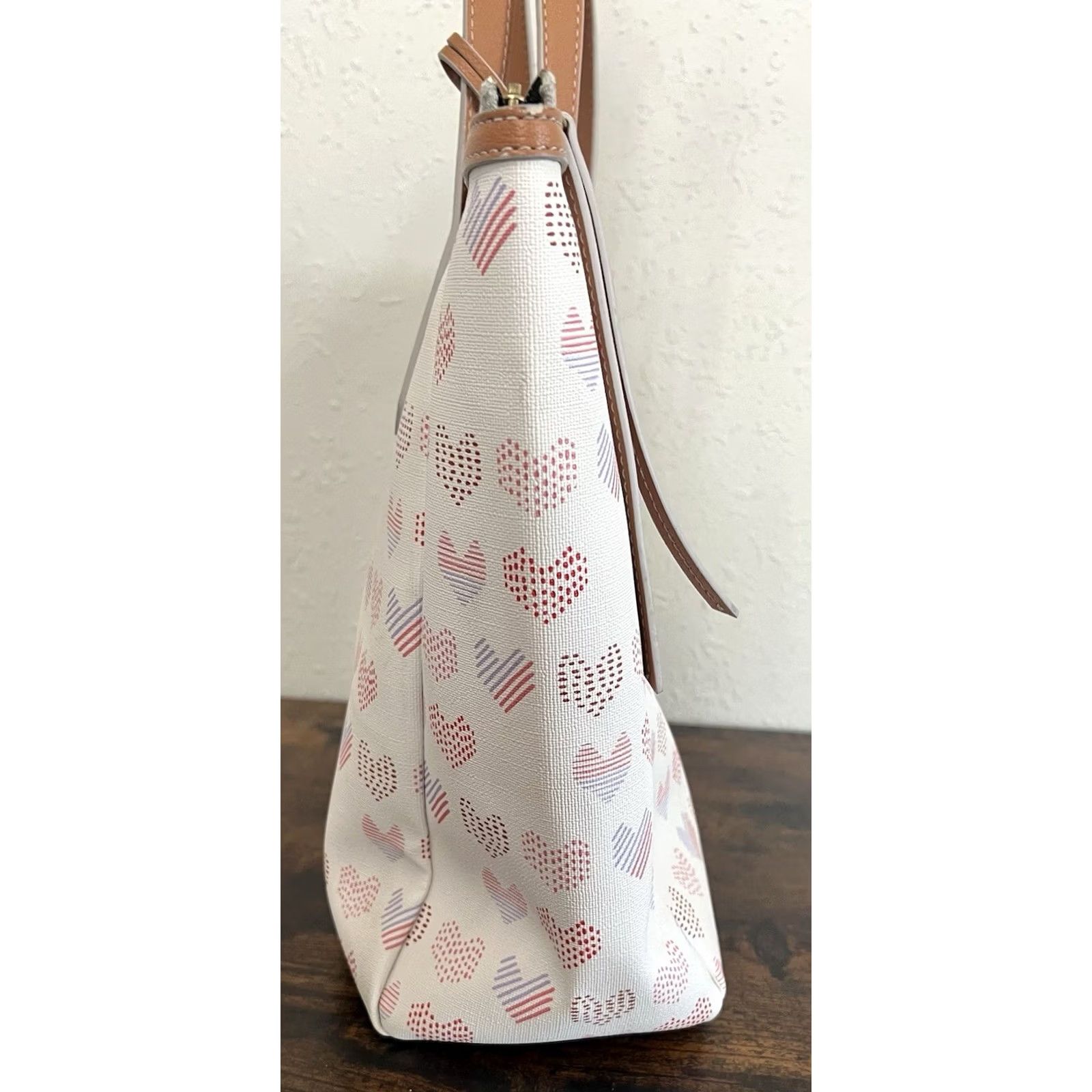 Fossil VINTAGE Fossil Sydney Angora Pink Heart Double Handle Tote Travel Bag EUC Size ONE SIZE - 5 Thumbnail