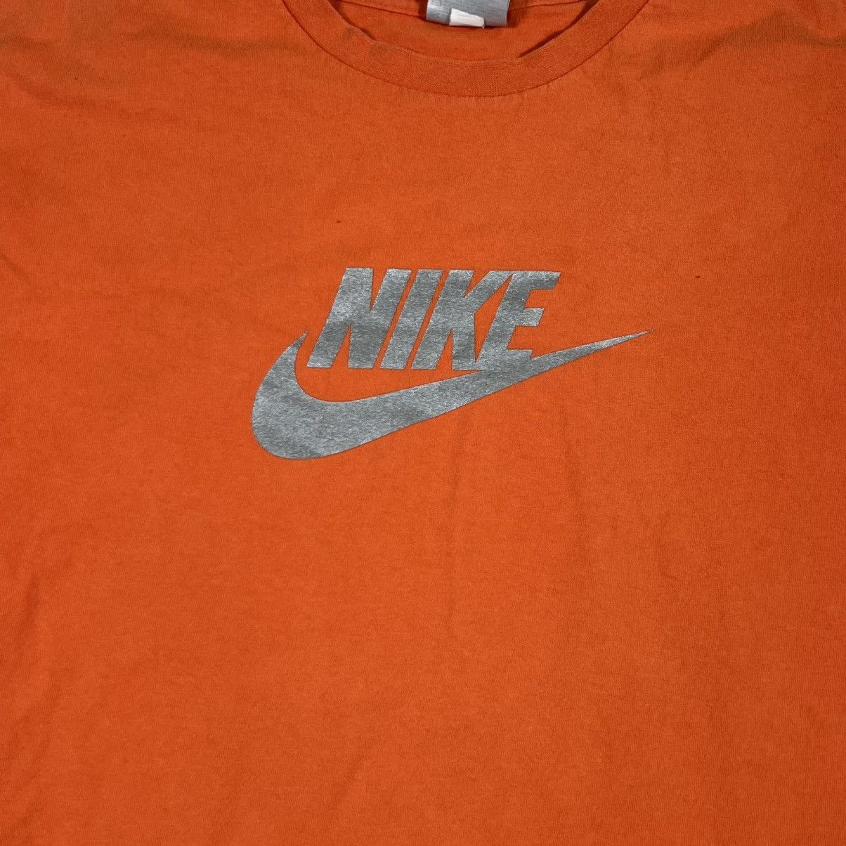 Nike Vintage Y2K Nike Silver Tag TShirt Spellout Big Swoosh sz L Size US L / EU 52-54 / 3 - 2 Thumbnail