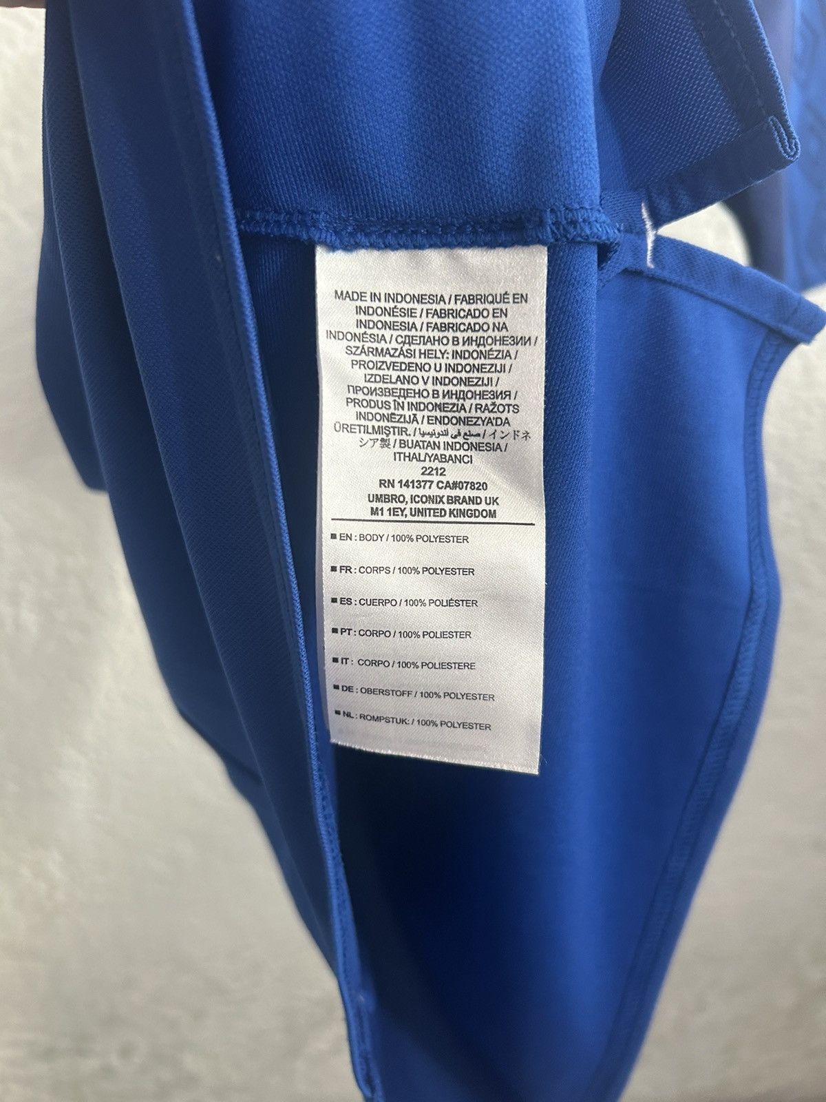 Umbro 2017-18 Wayne Rooney Umbro Everton Home Kit Size US S / EU 44-46 / 1 - 8 Thumbnail