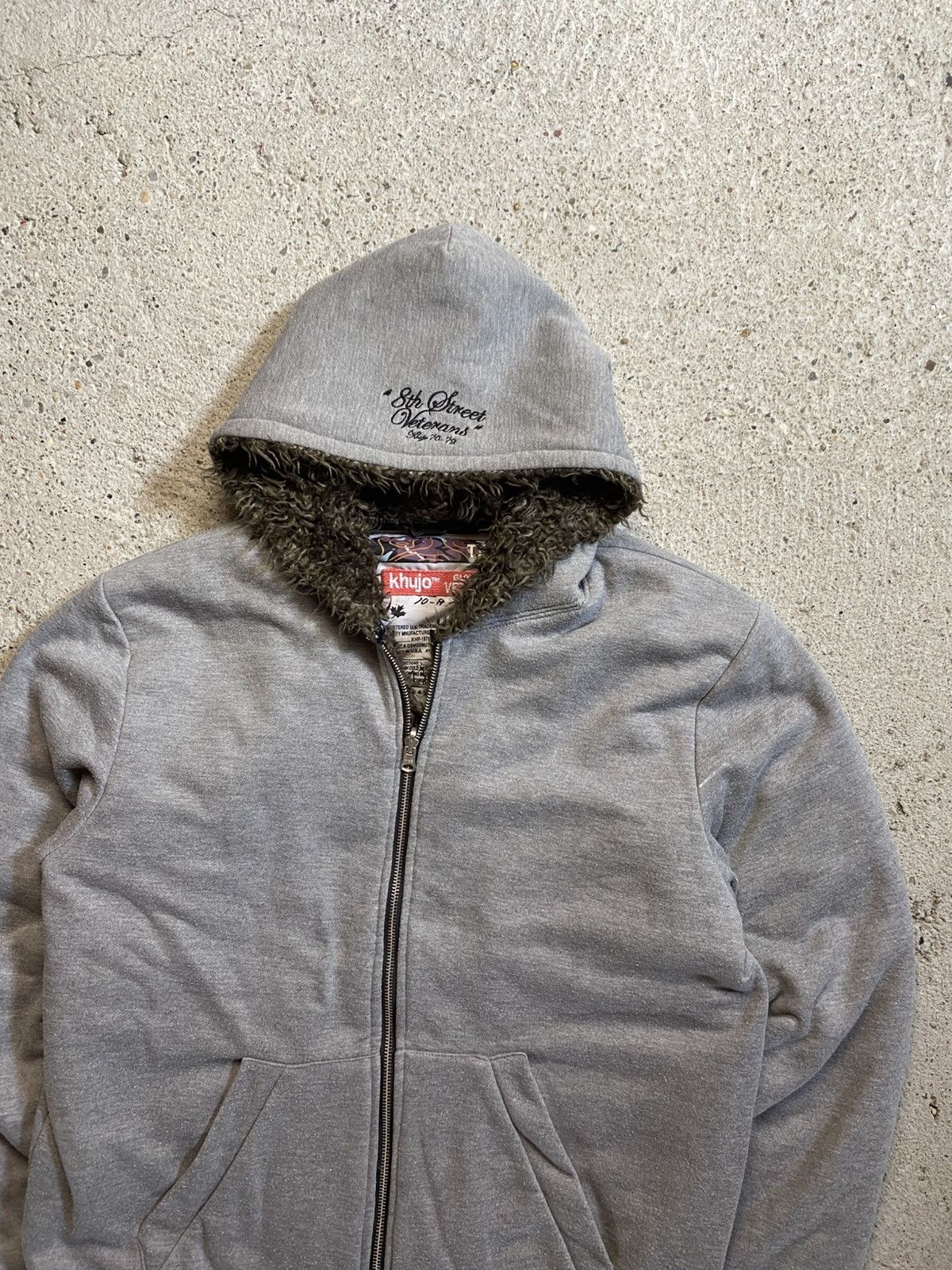 Japanese Brand Grey avant garde hoodie with fur japan streetwear vintage Size US L / EU 52-54 / 3 - 8 Thumbnail