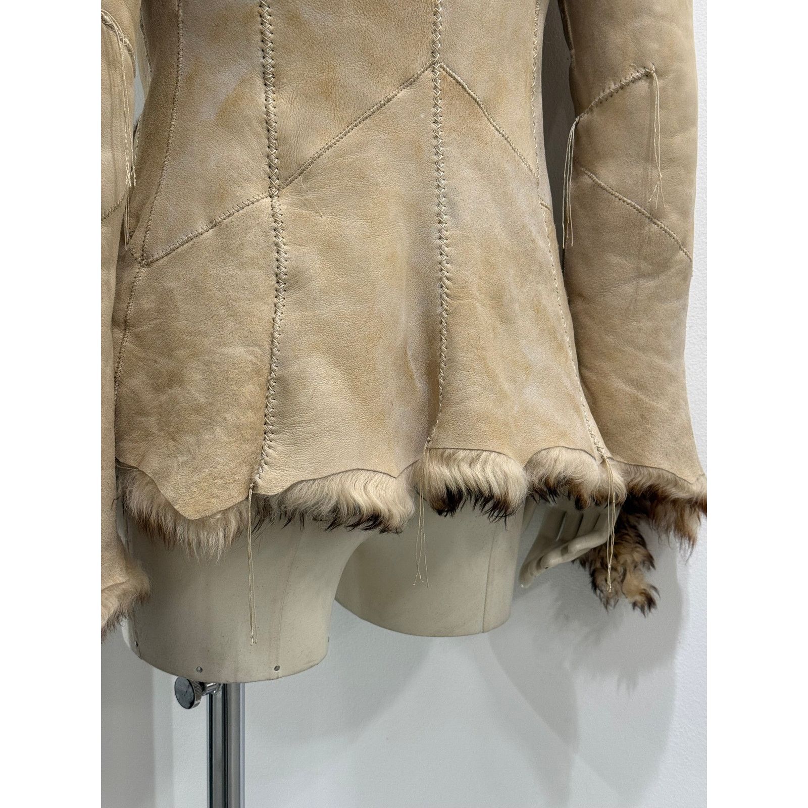 Roberto Cavalli 2000s Roberto Cavalli Shearling leather jacket with chains Size M / US 6-8 / IT 42-44 - 11 Thumbnail