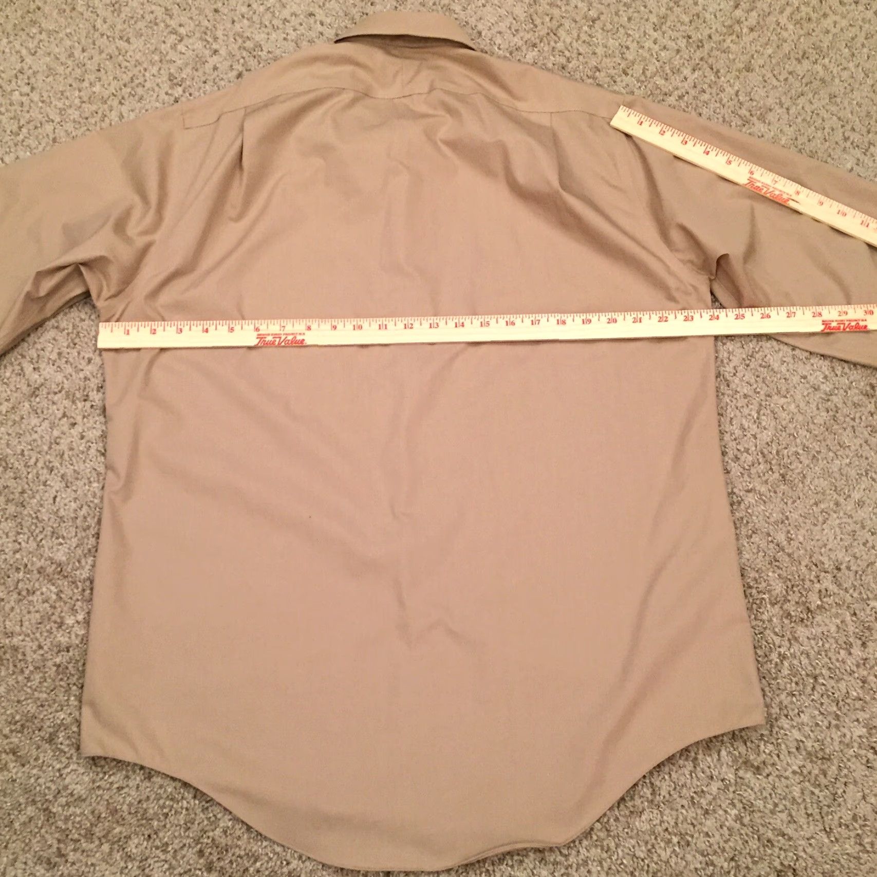 Lands' End Lands' End Shirt Mens 16 Button-Up Beige Long Sleeve Shirt Mens 16 Beige Cotton Blend Button-Up Lands' End Mens Long Sleeve Button-Up Beige Size US L / EU 52-54 / 3 - 7 Thumbnail