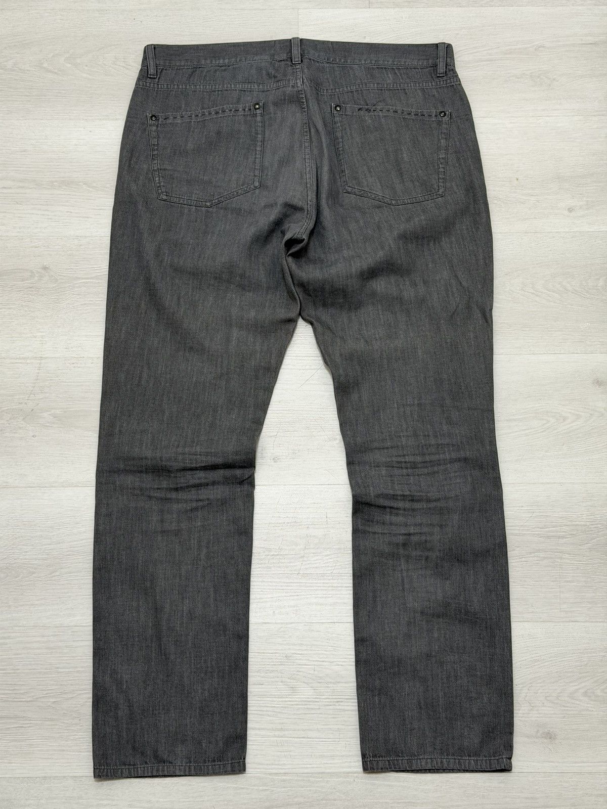 John Varvatos John Varvatos Gray Denim Jeans Size 34R Size US 34 / EU 50 - 2 Thumbnail