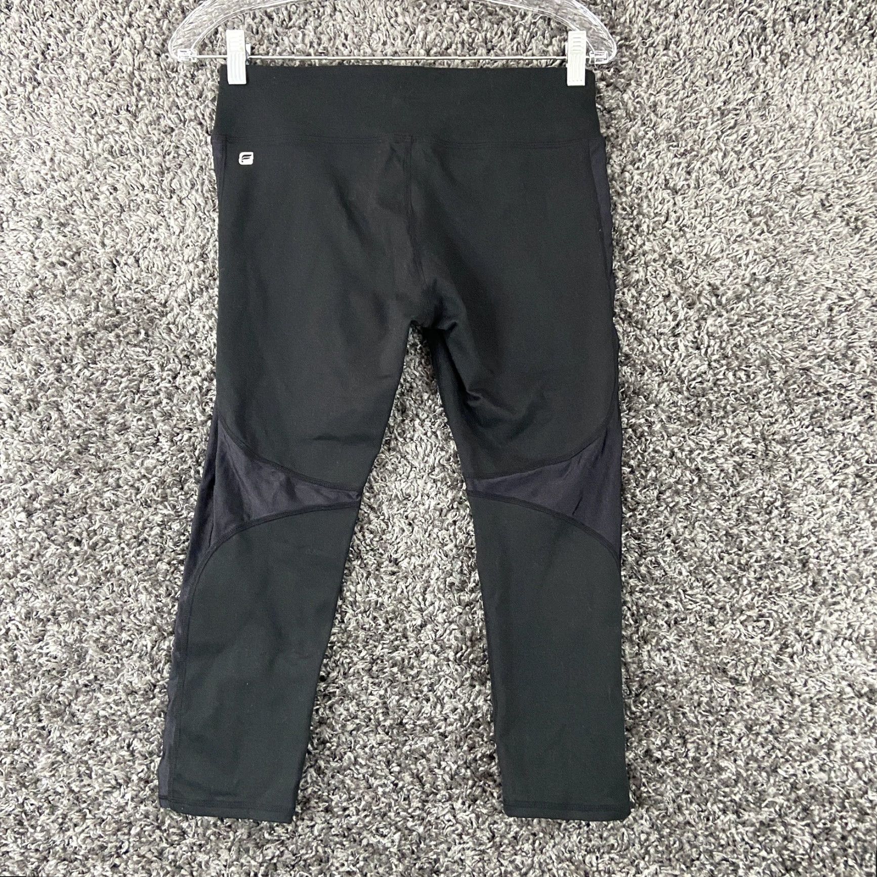 Fabletics VINTAGE Fabletics Women's Activewear Yoga Capris Medium Black Compression Athletic Pants Size 32" / US 10 / IT 46 - 7 Thumbnail