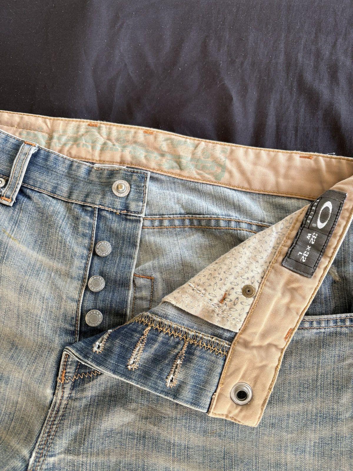 Oakley Rare Vintage Oakley Denim Faded Wash Flare Jeans Pants Size US 33 - 6 Thumbnail